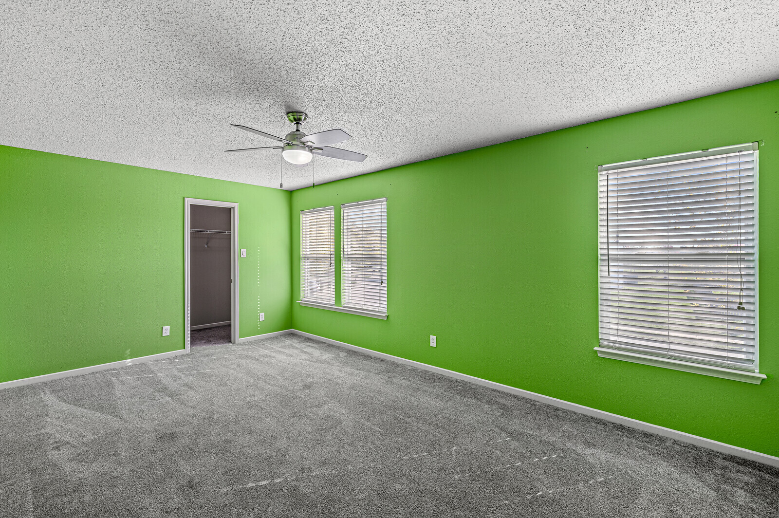 12996 Pleasant View Lane