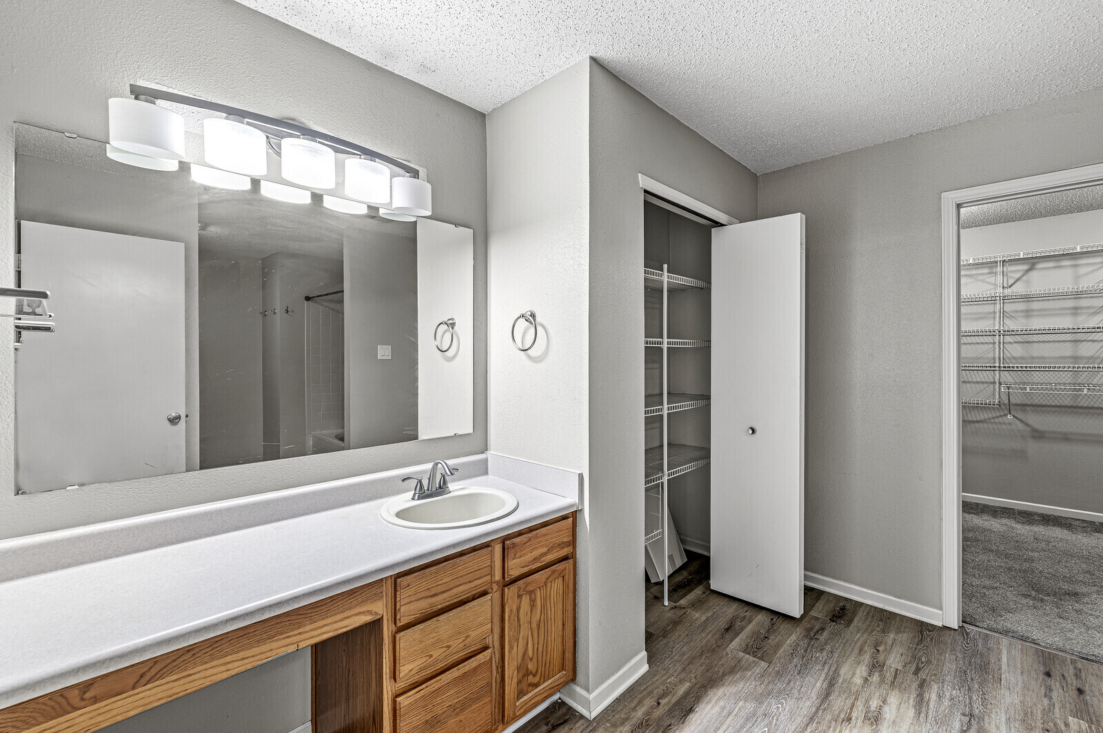 12996 Pleasant View Lane