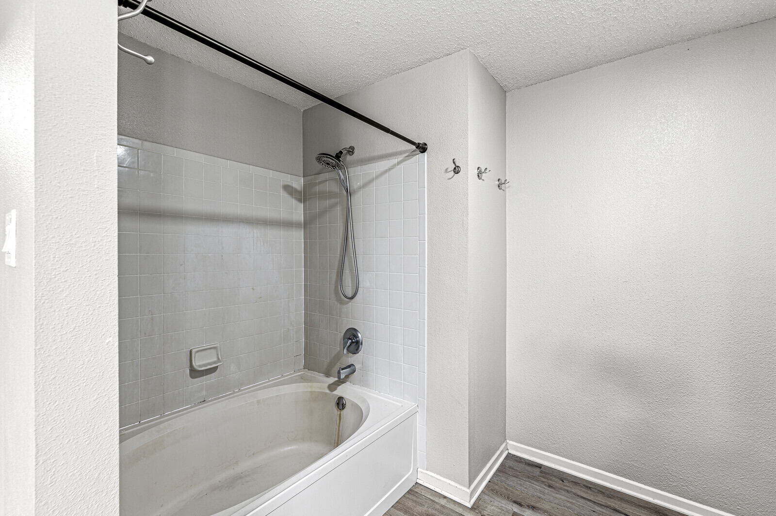 12996 Pleasant View Lane