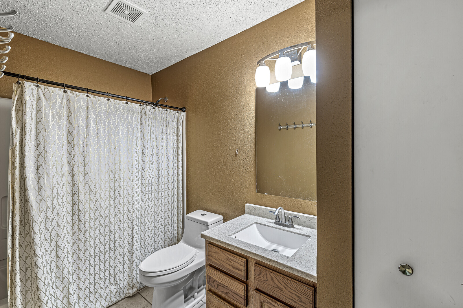 12996 Pleasant View Lane