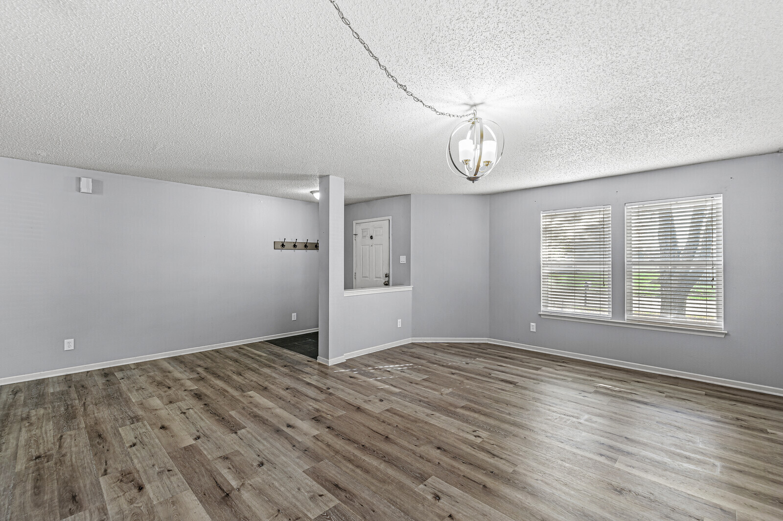 12996 Pleasant View Lane