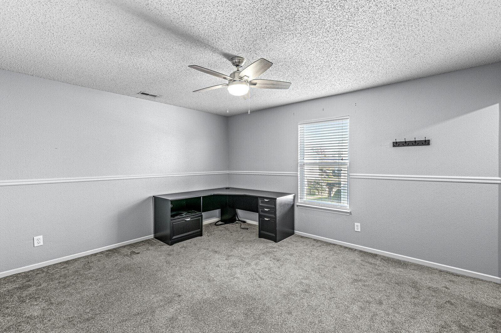 12996 Pleasant View Lane