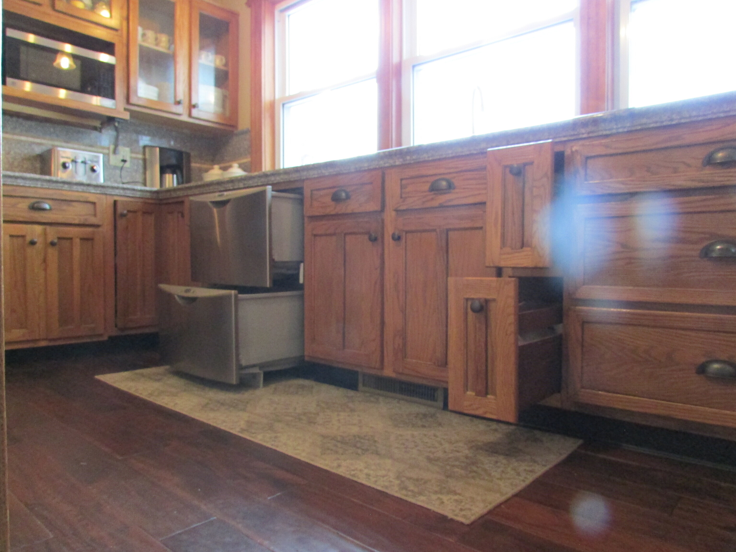 2520 W Blubaugh Avenue