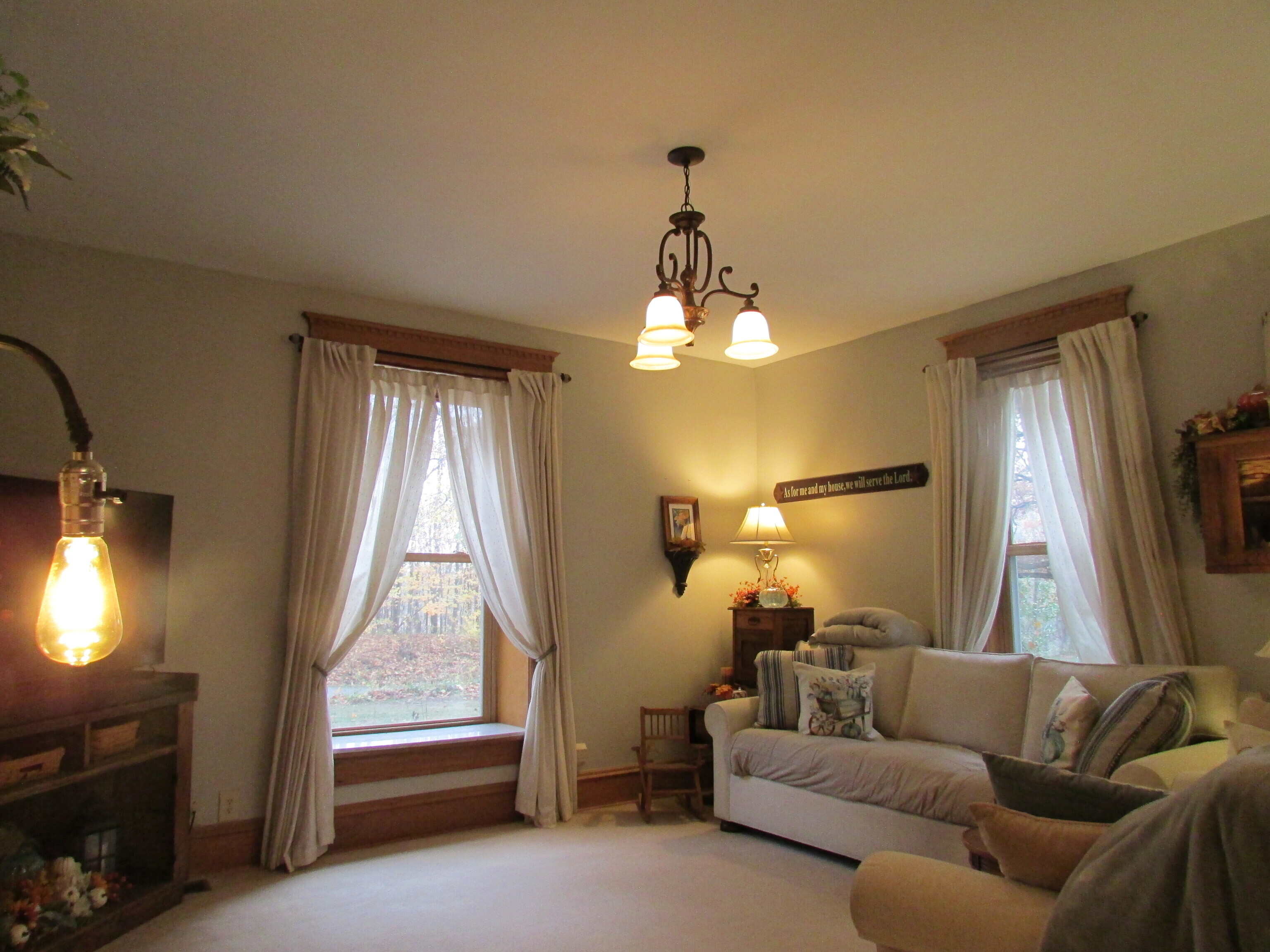 2520 W Blubaugh Avenue