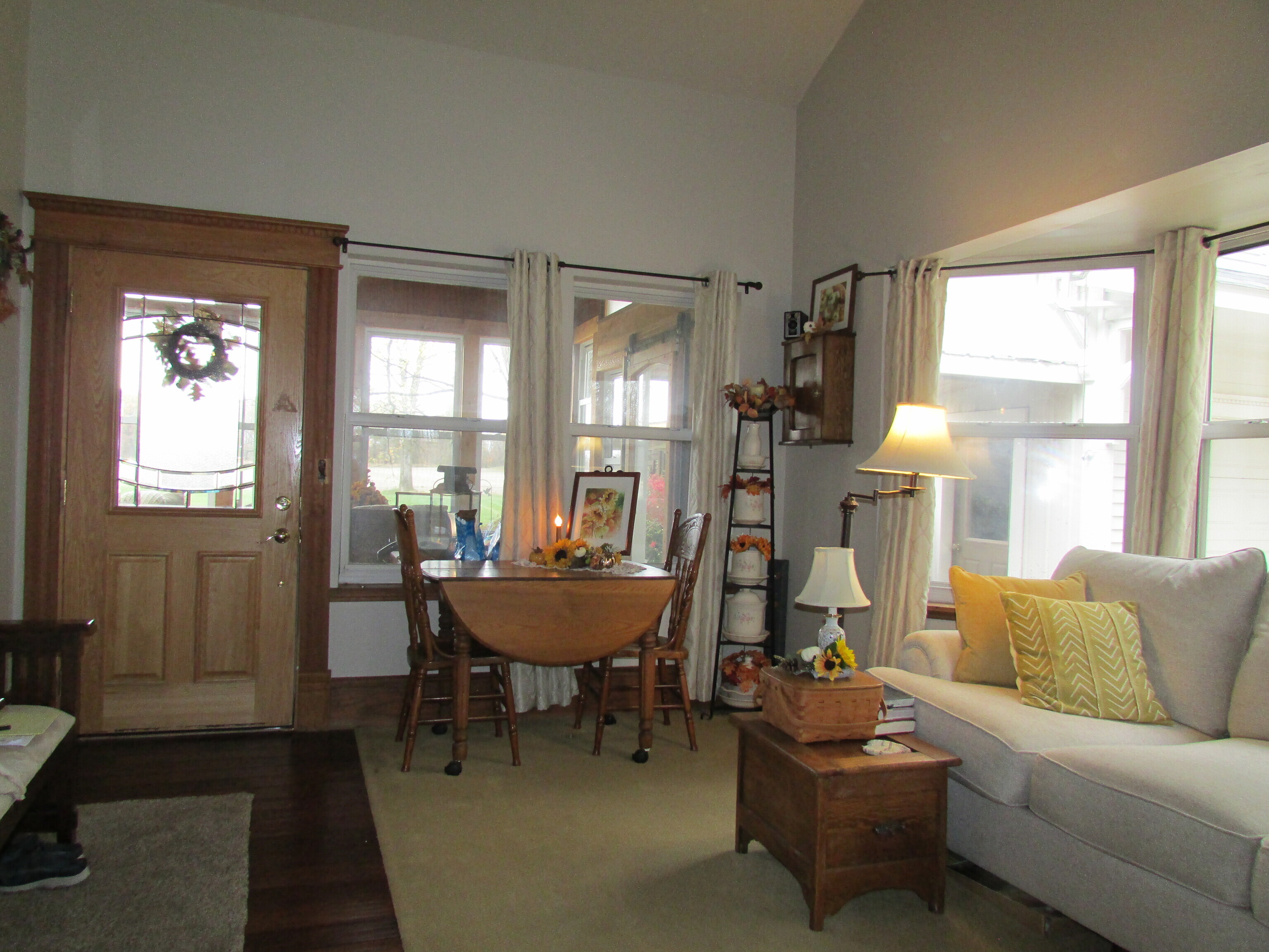 2520 W Blubaugh Avenue