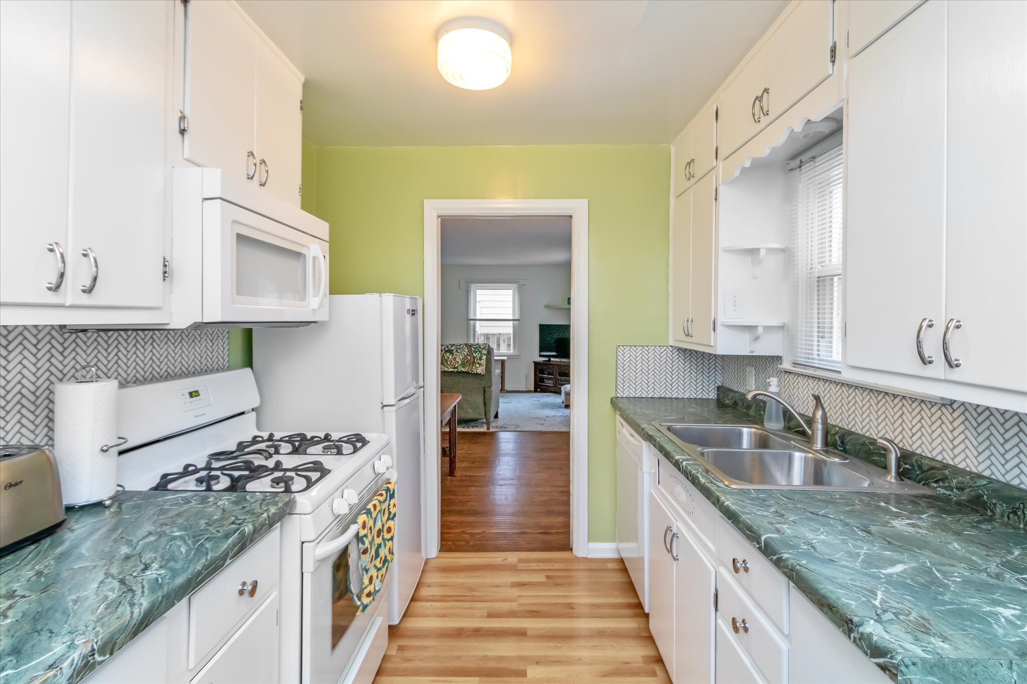 6508 Evanston Avenue