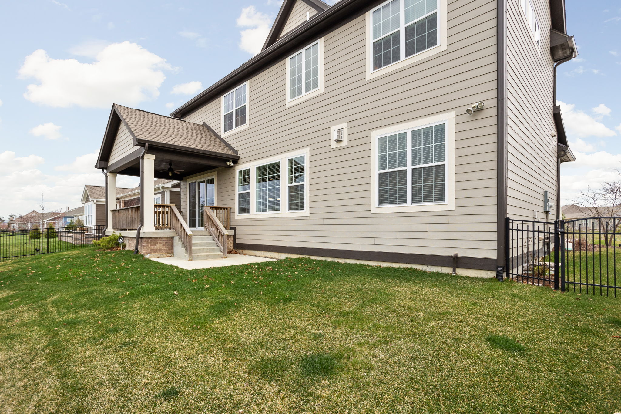 15389 Holcombe Drive