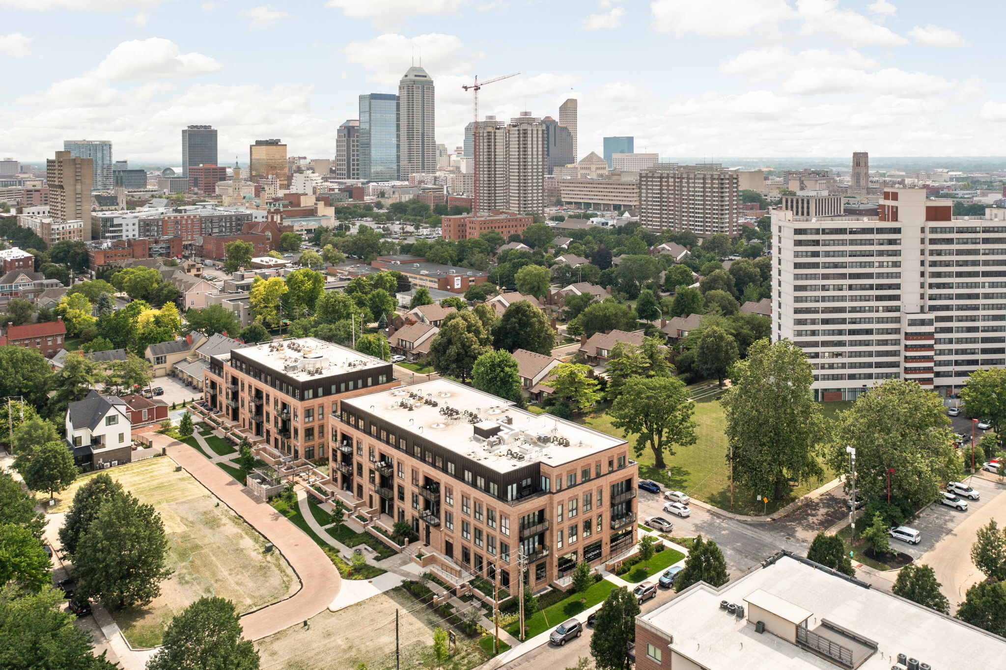 877 N East Street Unit: 201