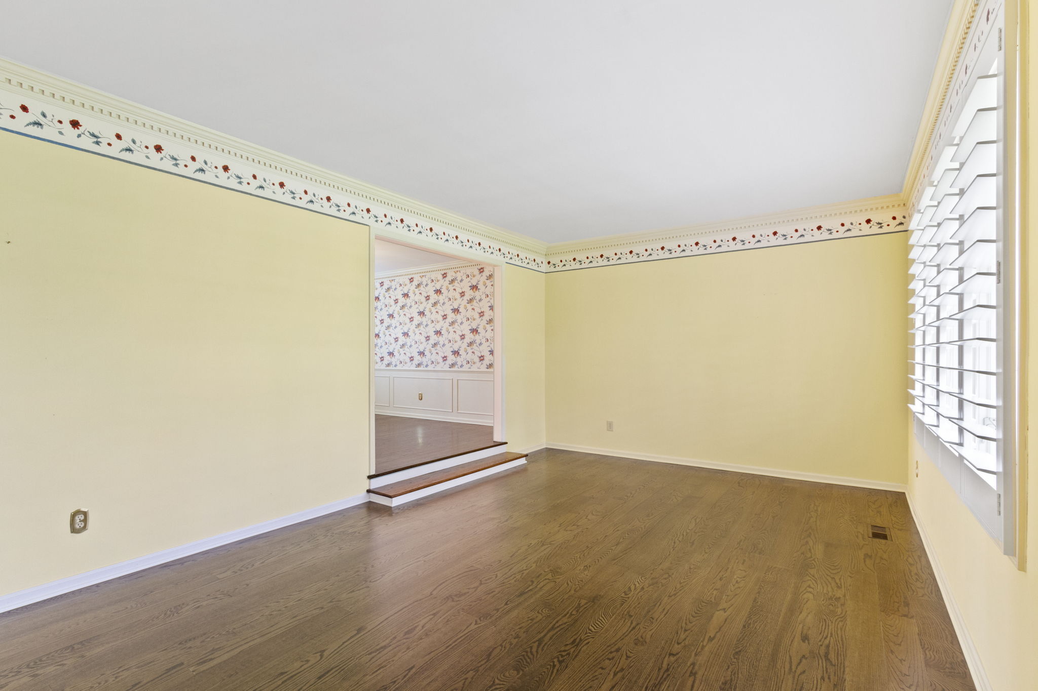 885 Sugarbush Ridge