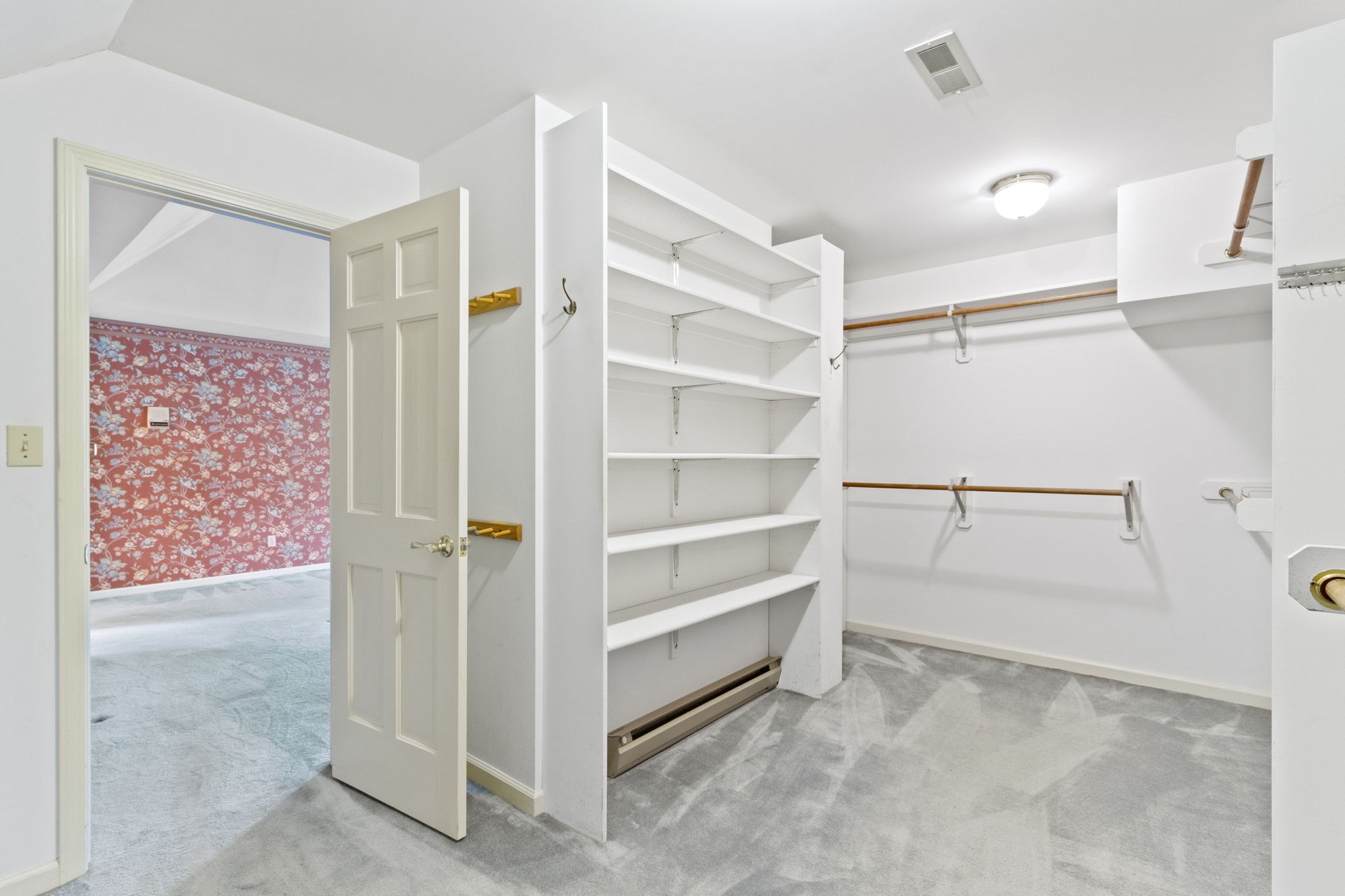 885 Sugarbush Ridge