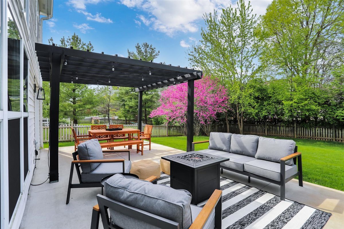 10545 Greenway Drive