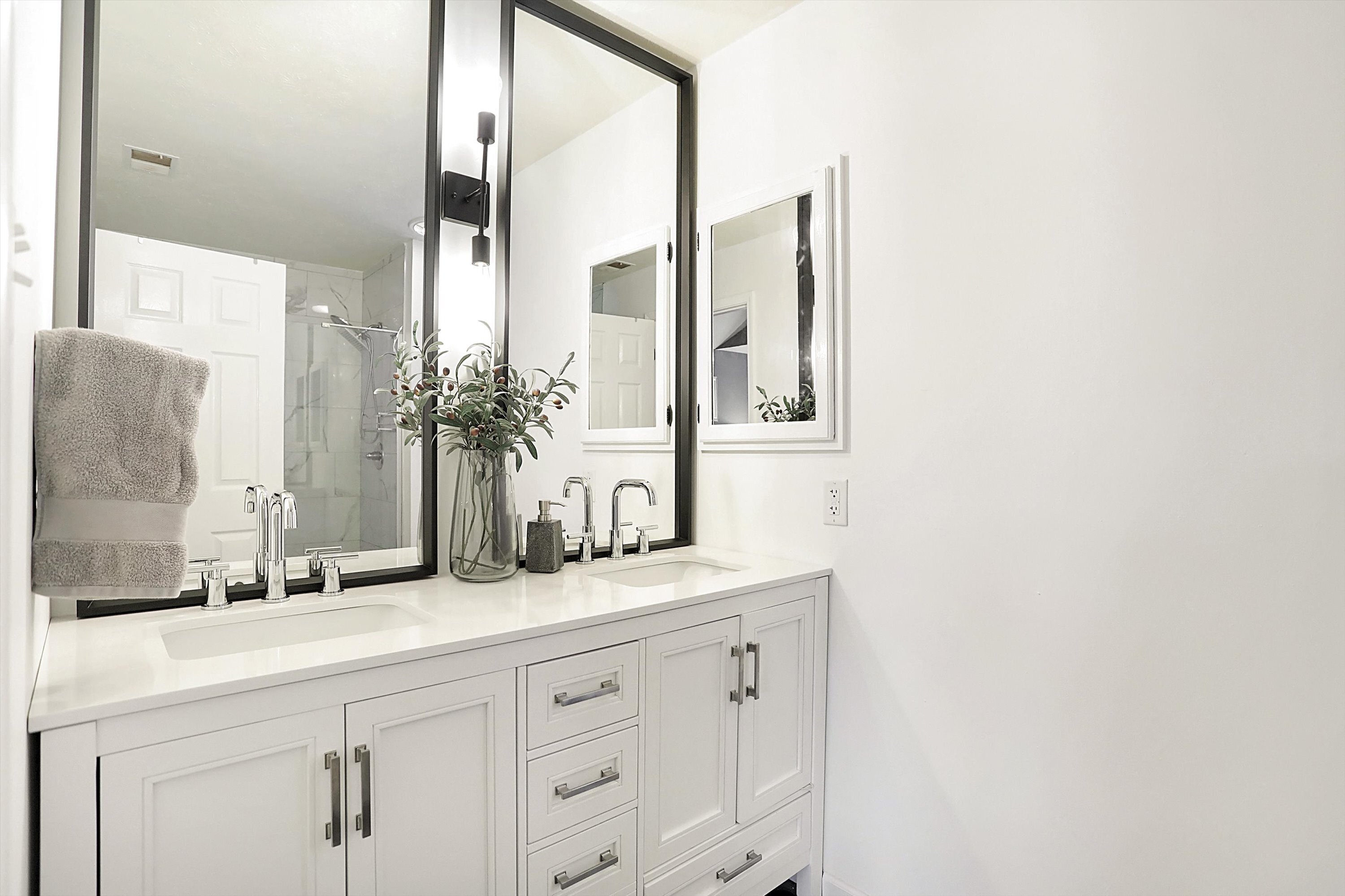 10545 Greenway Drive