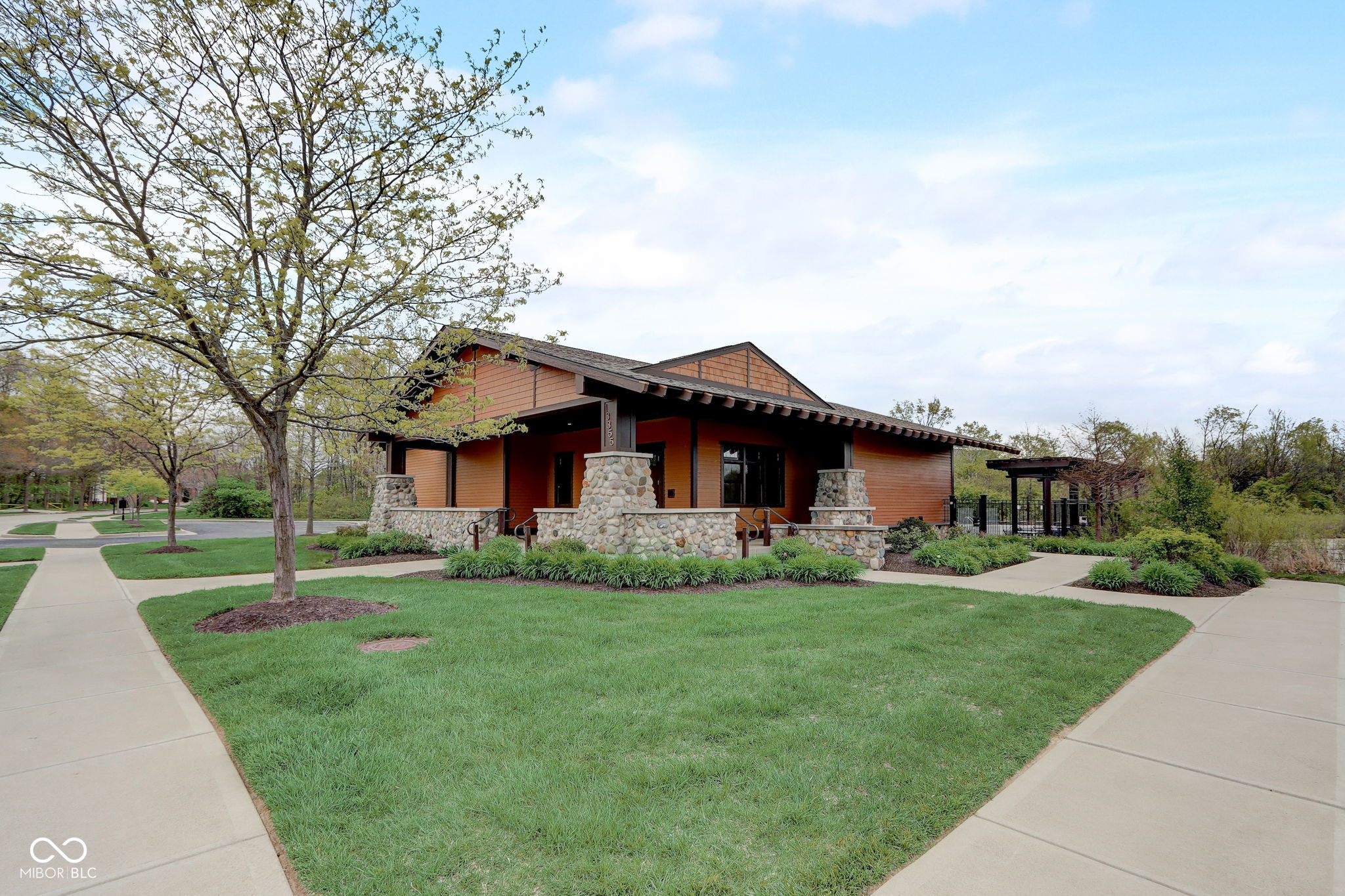 12938 University Crescent Unit: 3B
