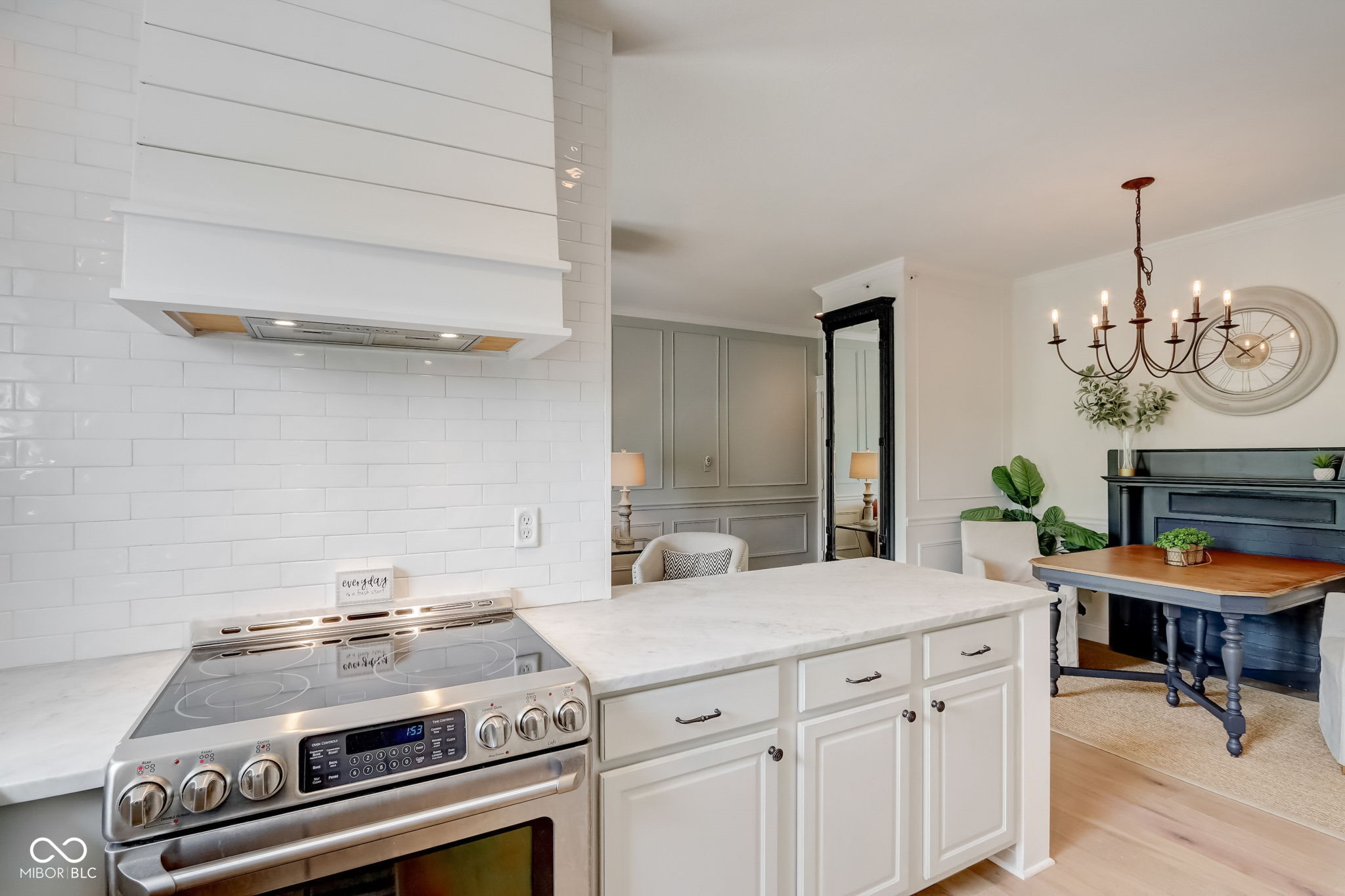 12938 University Crescent Unit: 3B