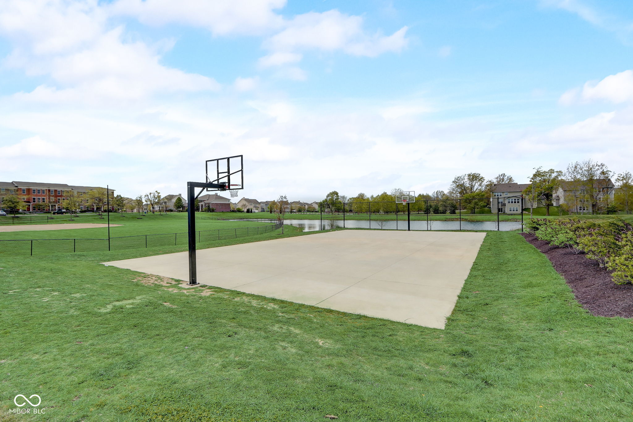 12938 University Crescent Unit: 3B