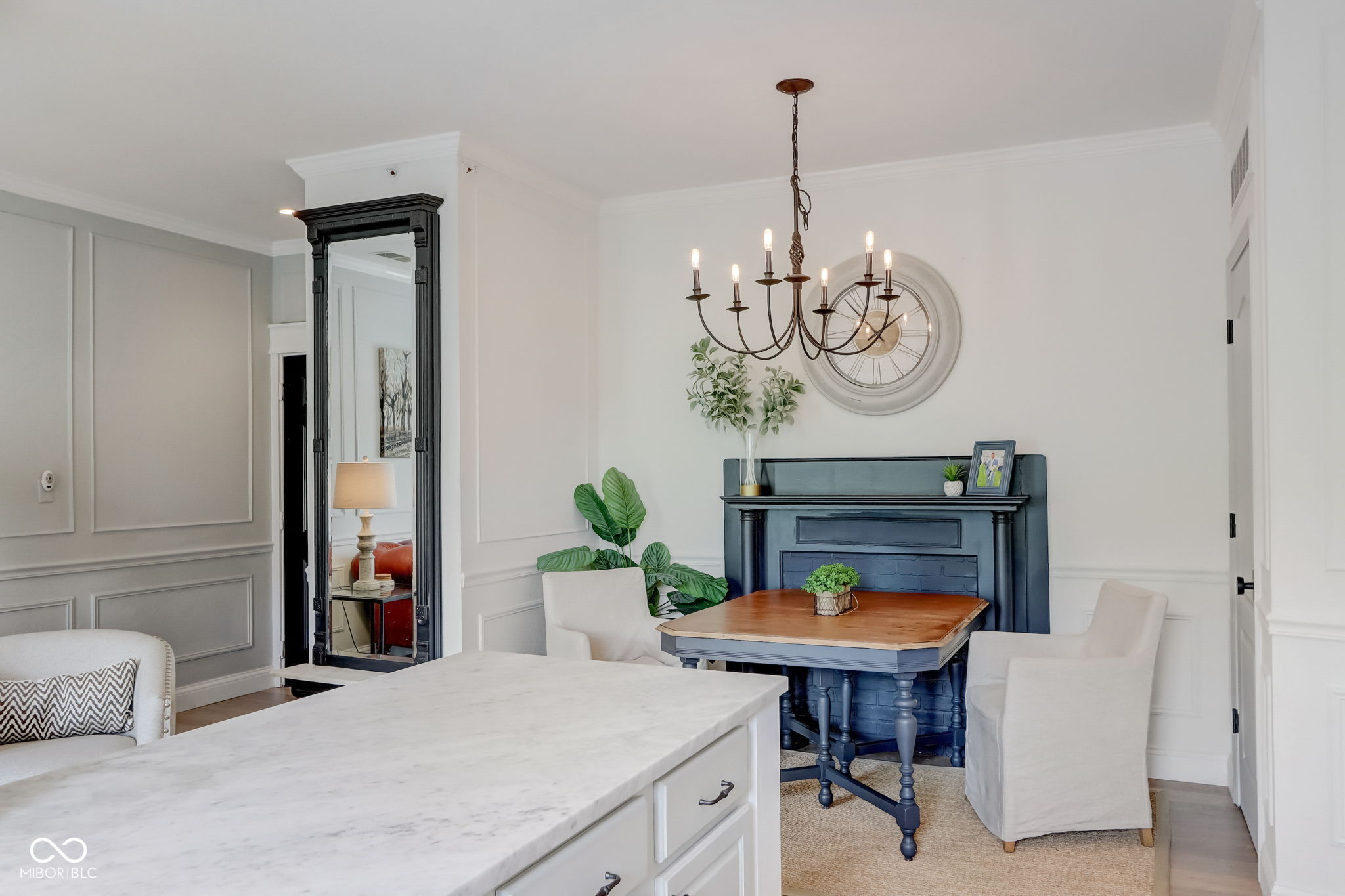 12938 University Crescent Unit: 3B