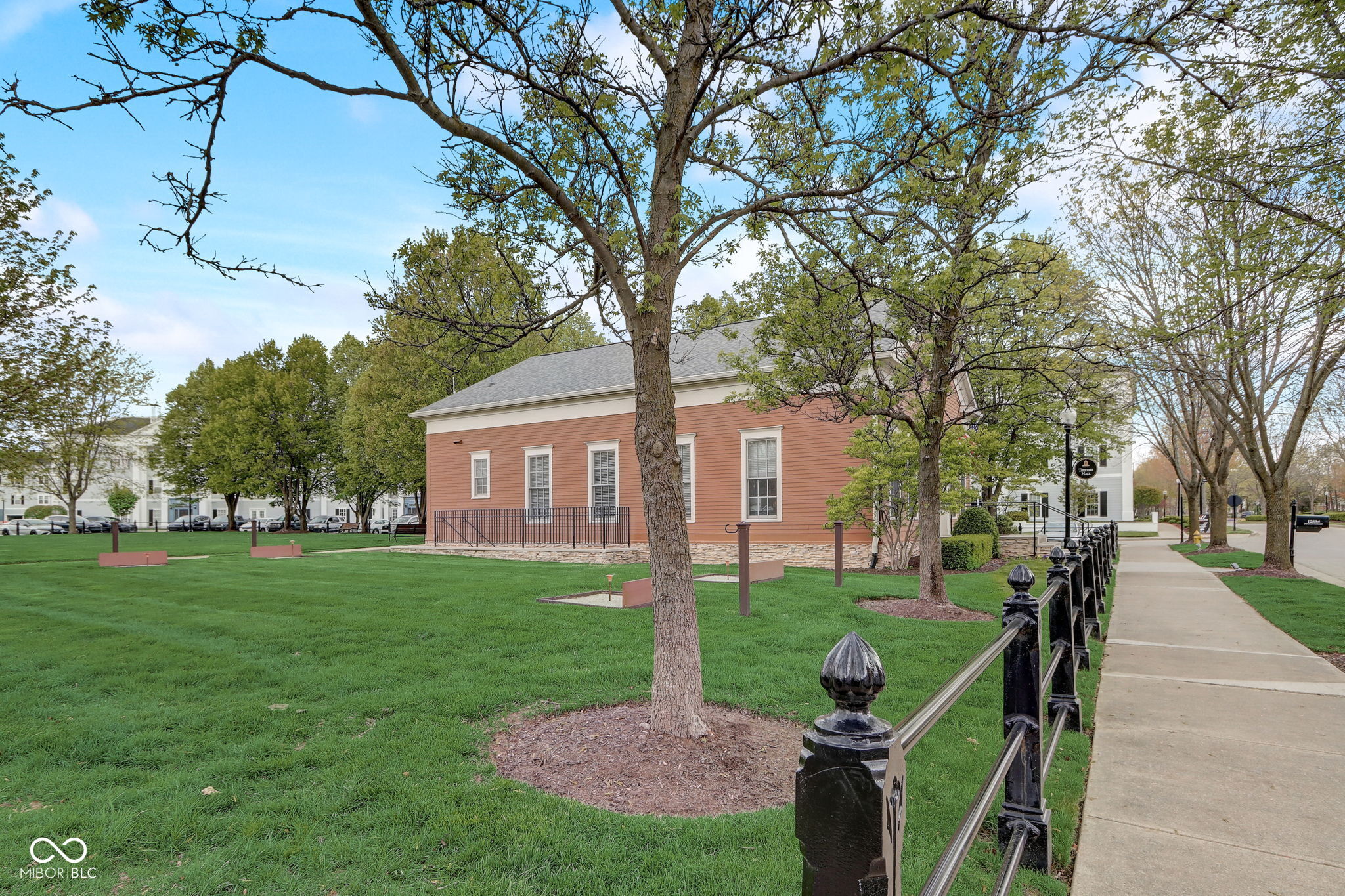 12938 University Crescent Unit: 3B