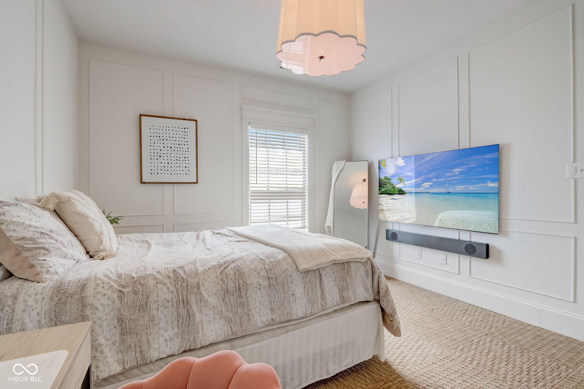 12938 University Crescent Unit: 3B