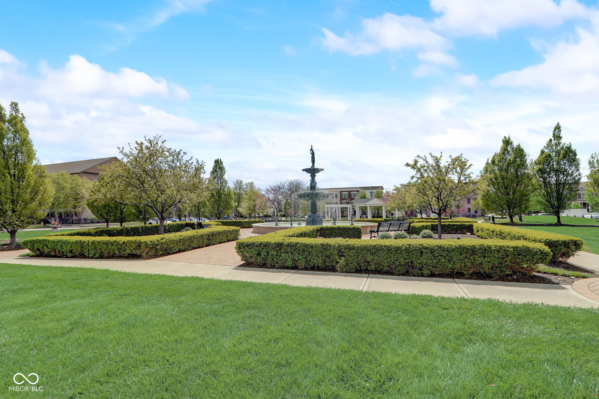 12938 University Crescent Unit: 3B