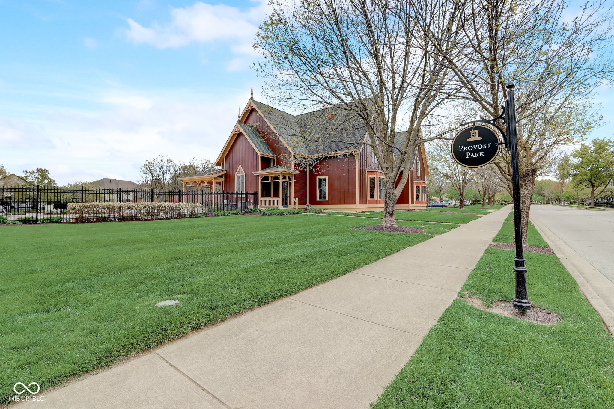 12938 University Crescent Unit: 3B