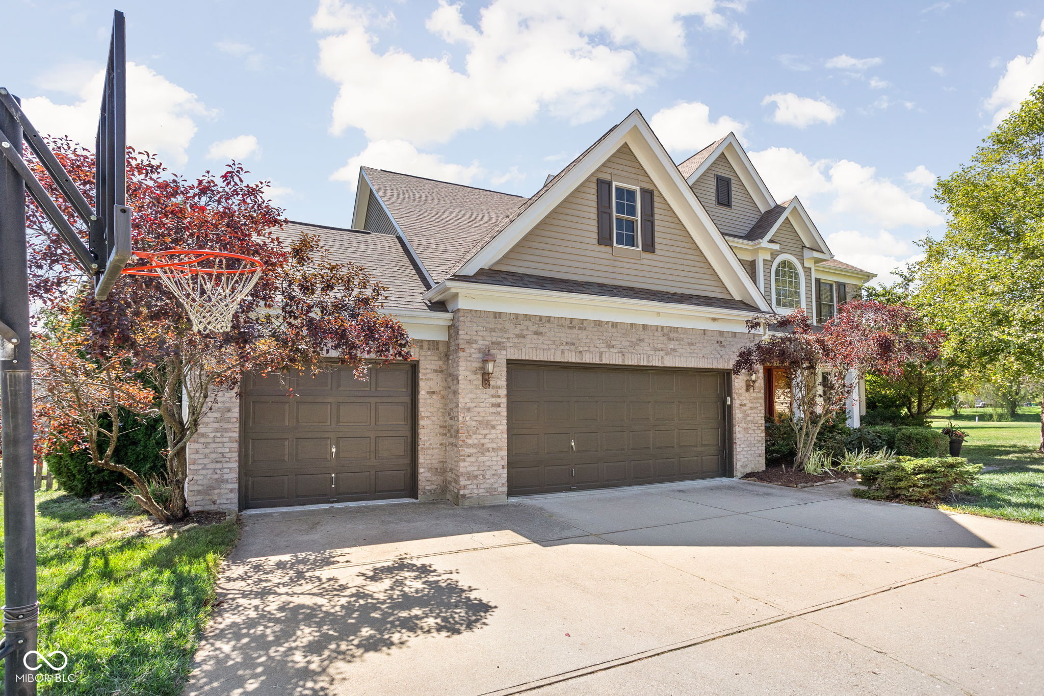 4347 Ledge Rock Court