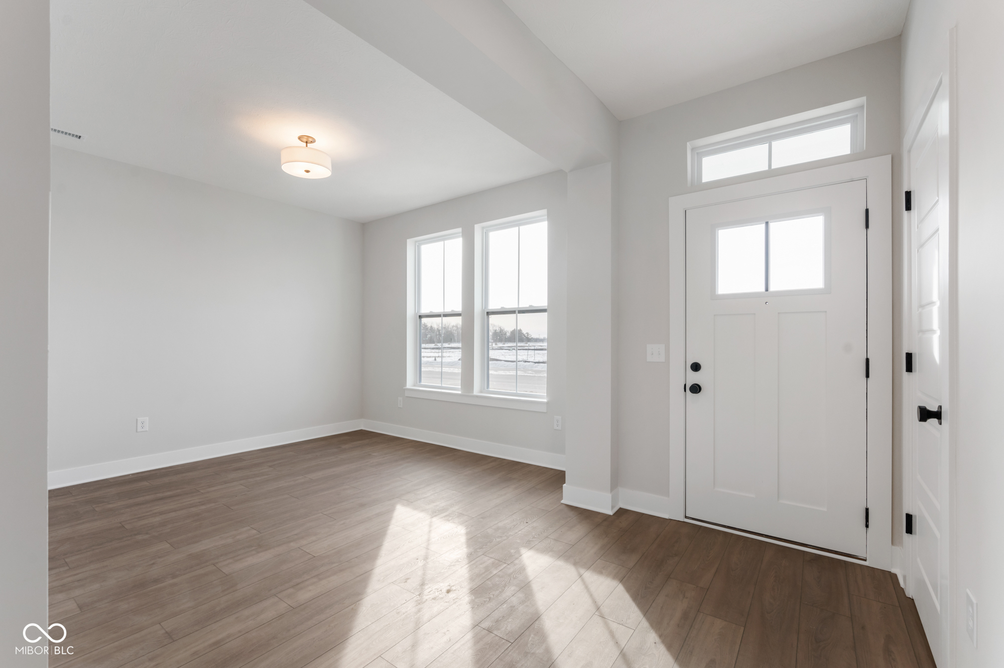 804 James William Lane