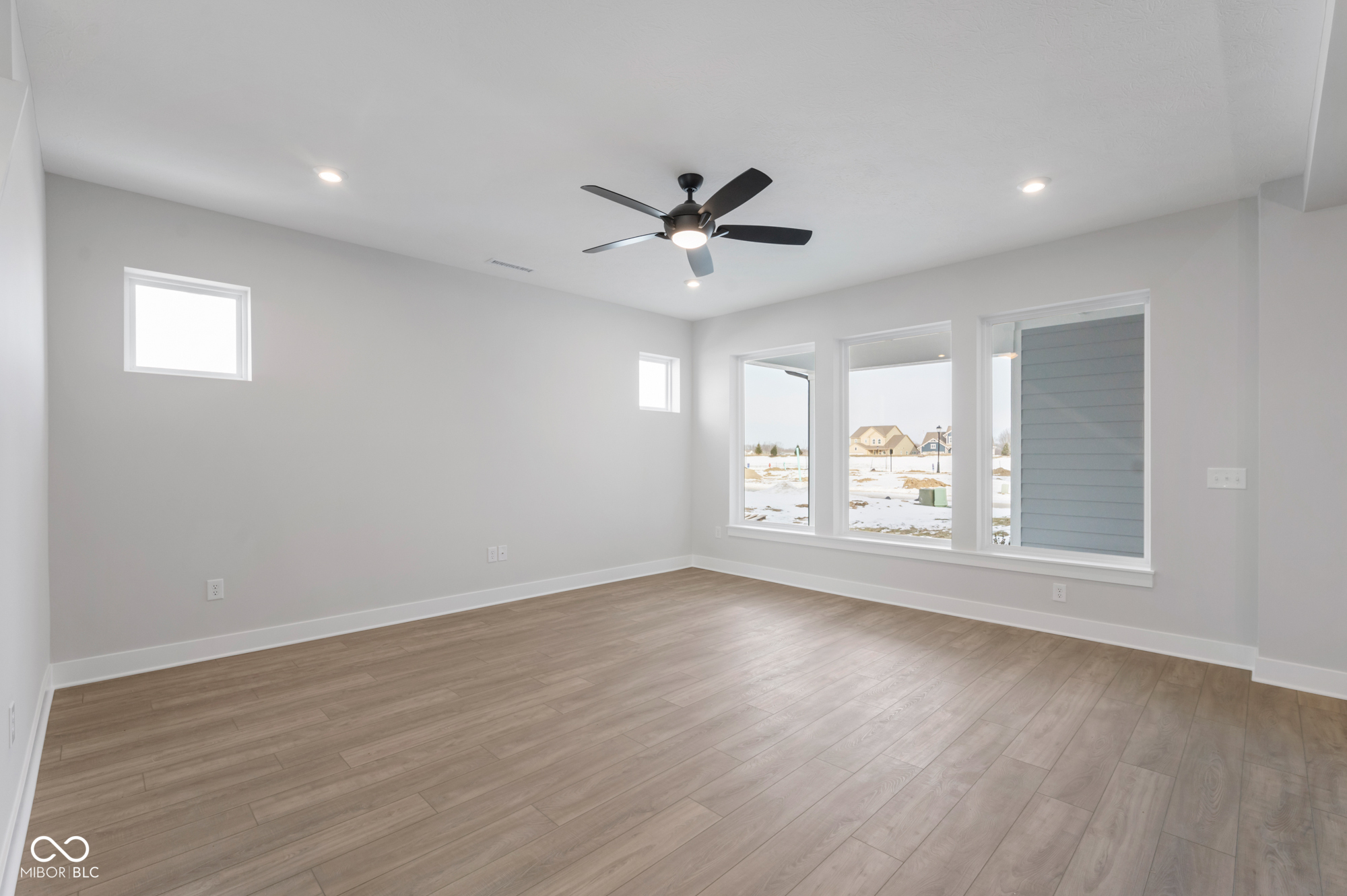 804 James William Lane