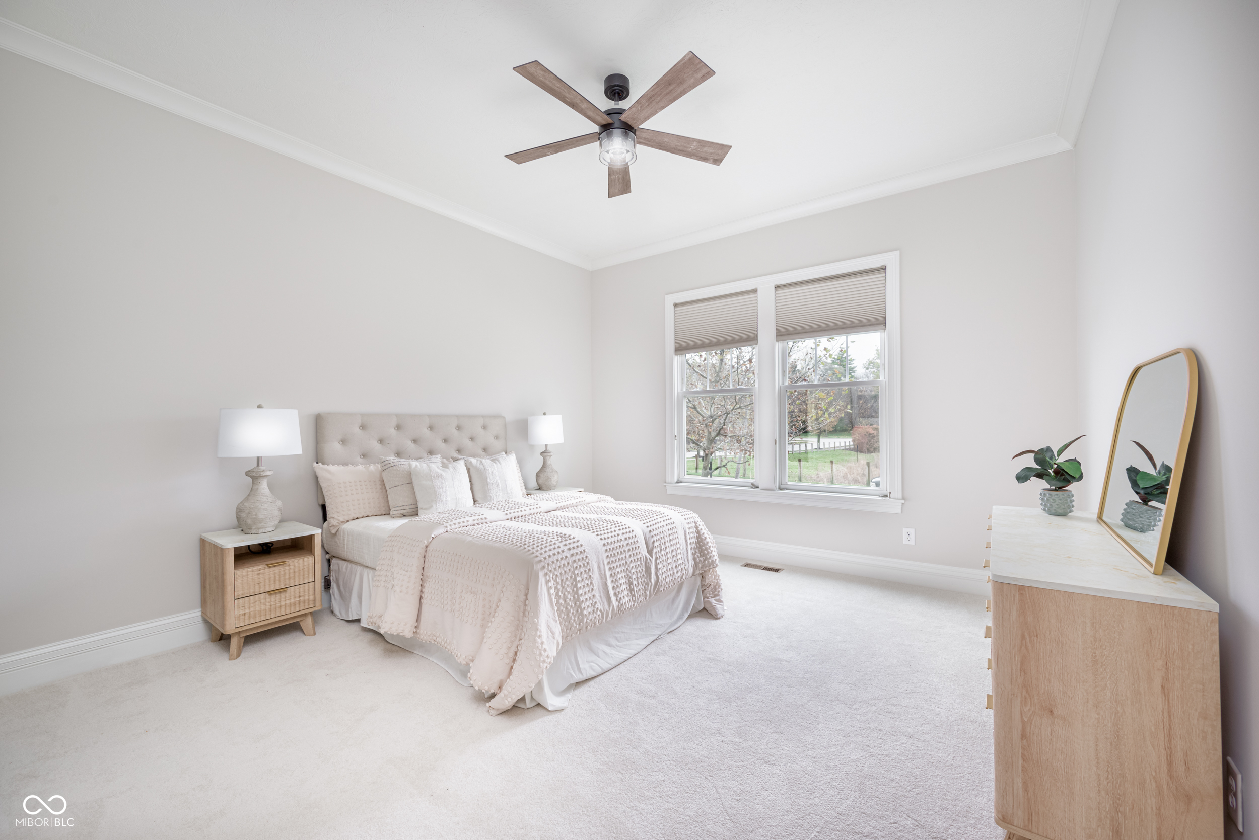 9862 Morningstar Lane