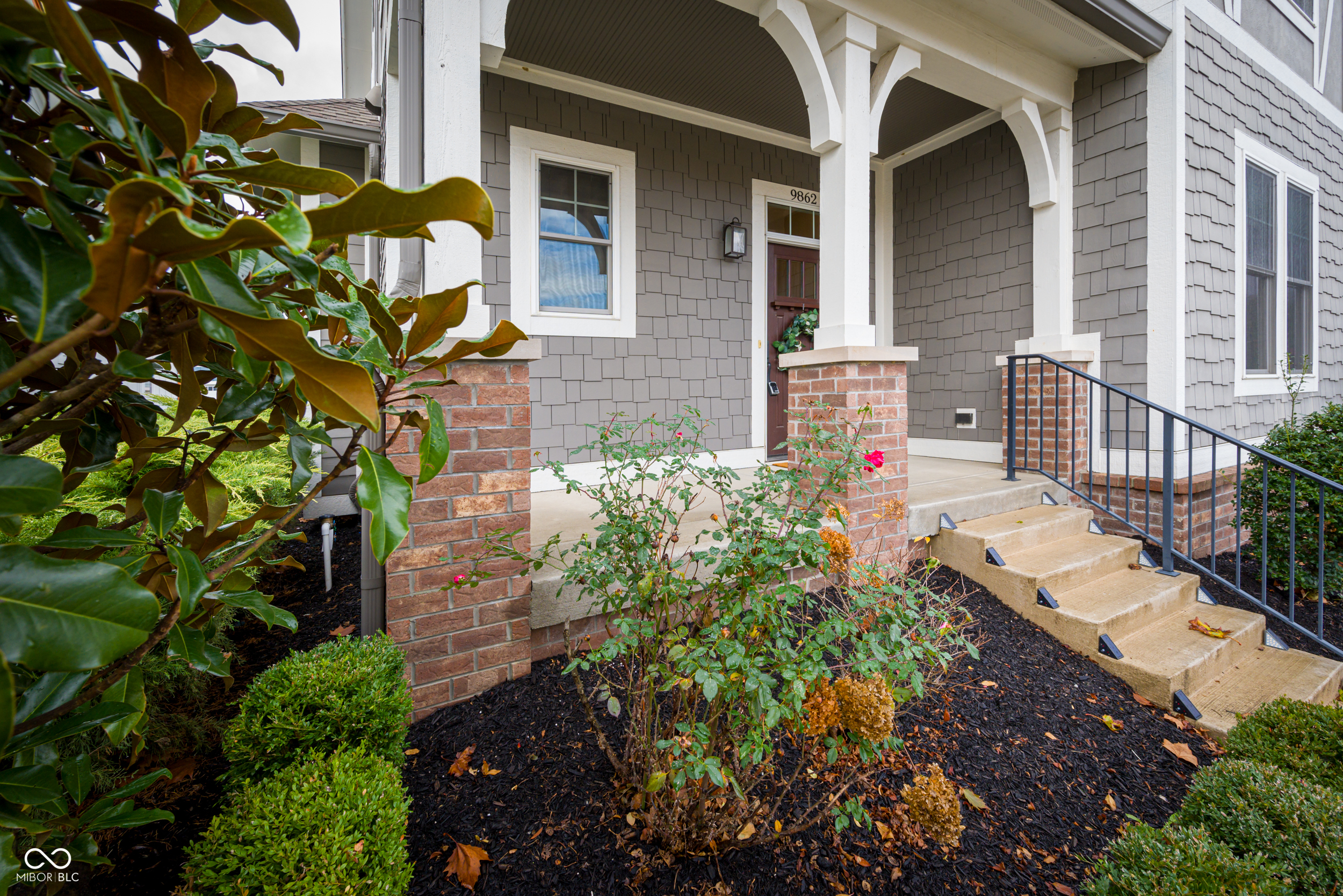9862 Morningstar Lane