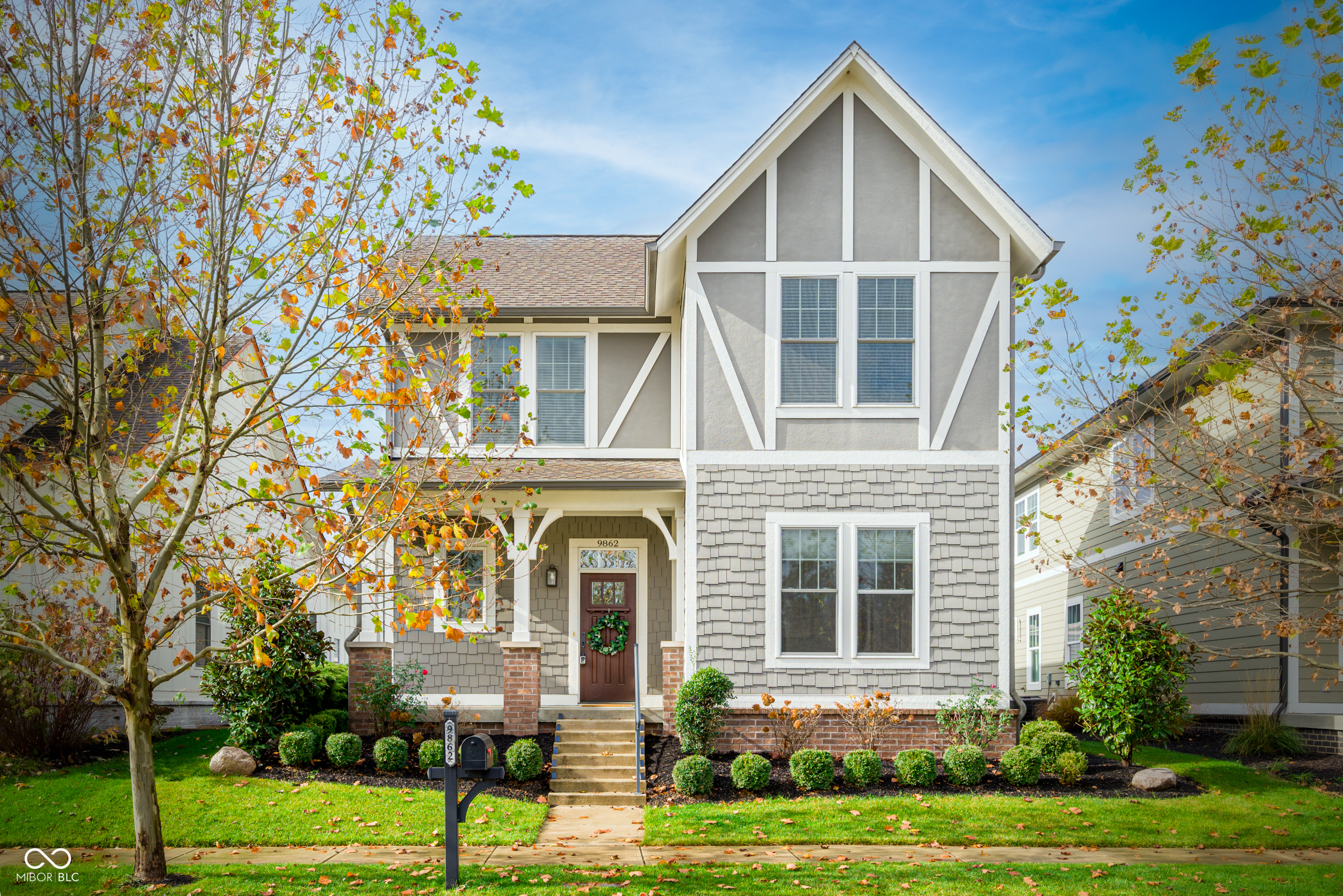 9862 Morningstar Lane