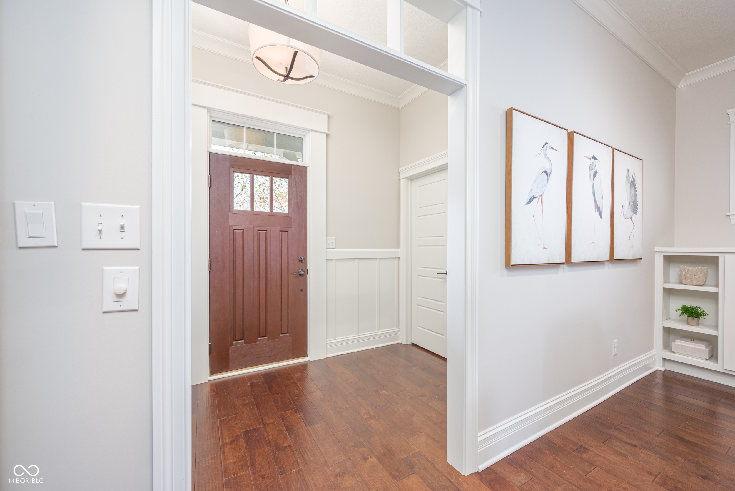 9862 Morningstar Lane