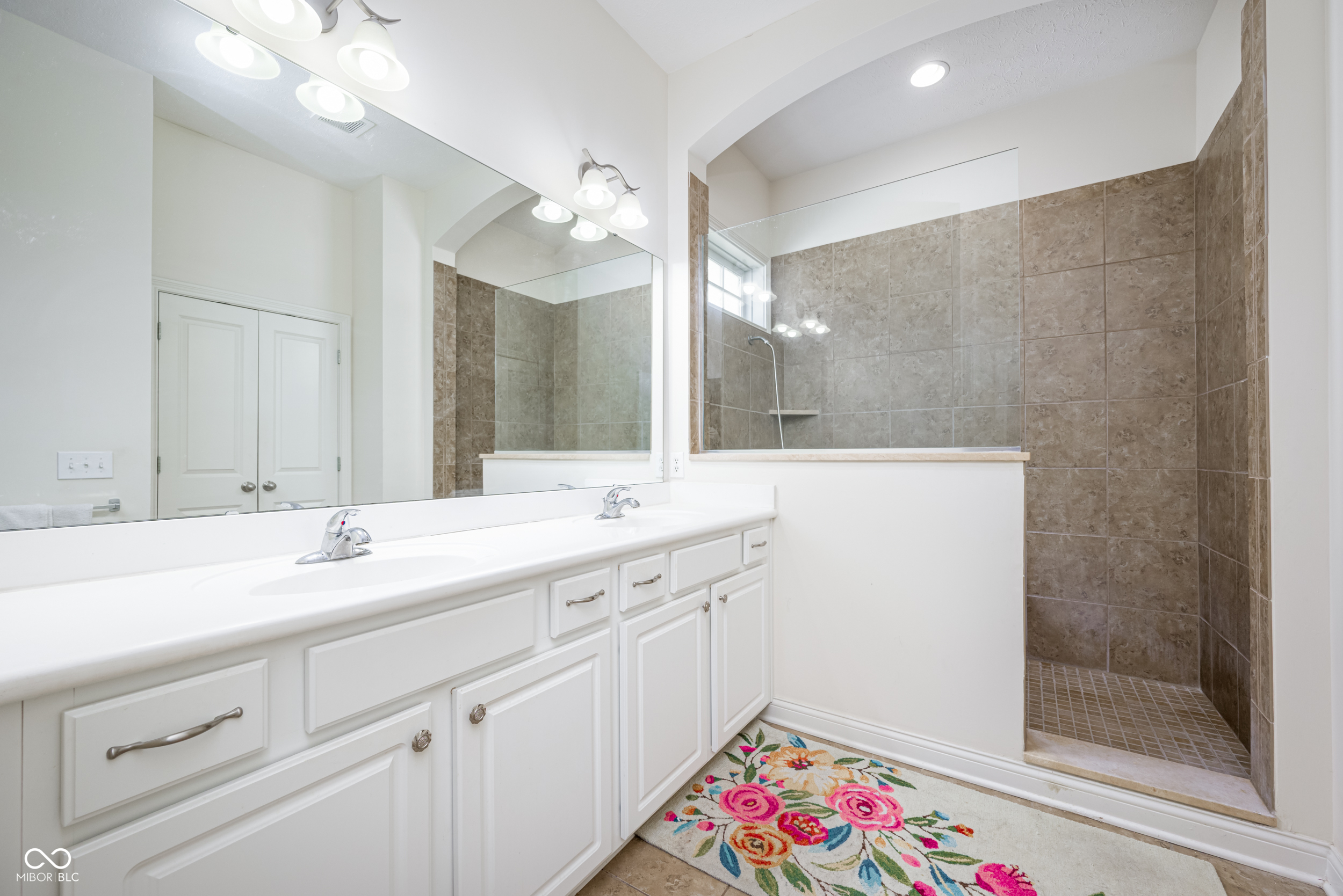 2636 Buckland Street