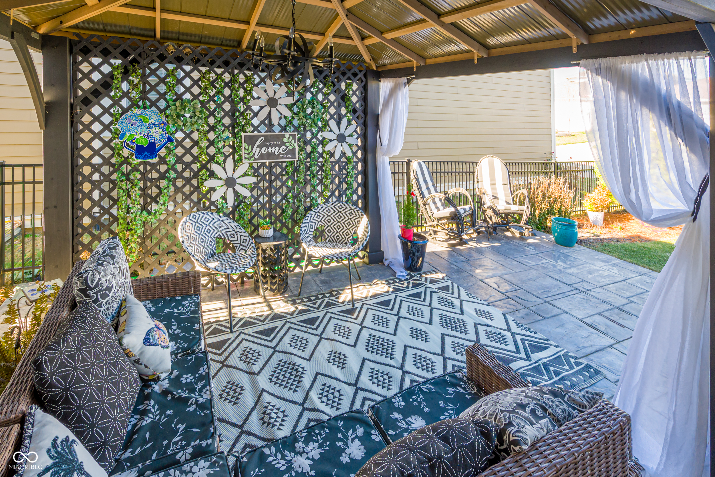 2636 Buckland Street