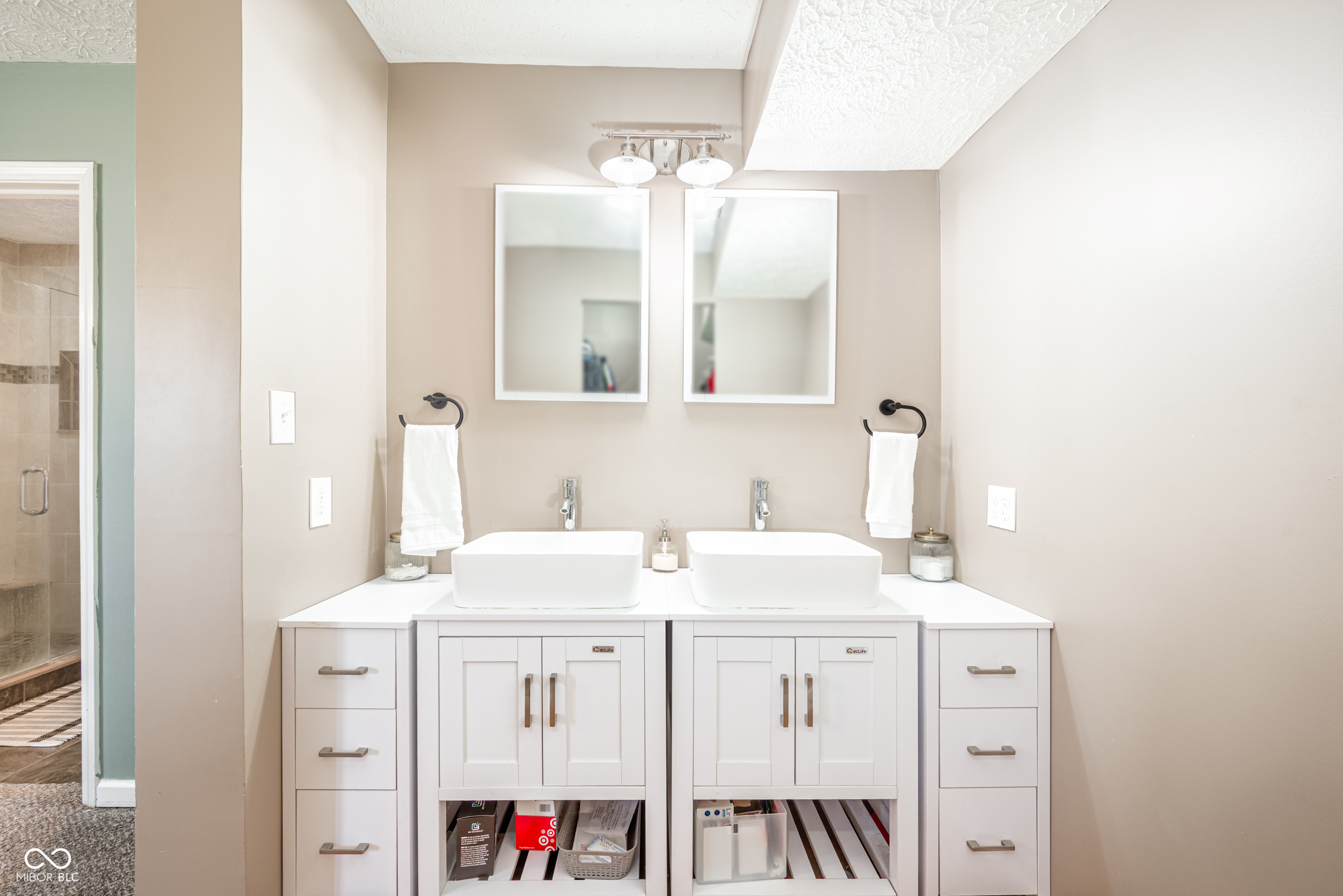 6348 Bay Vista E Drive