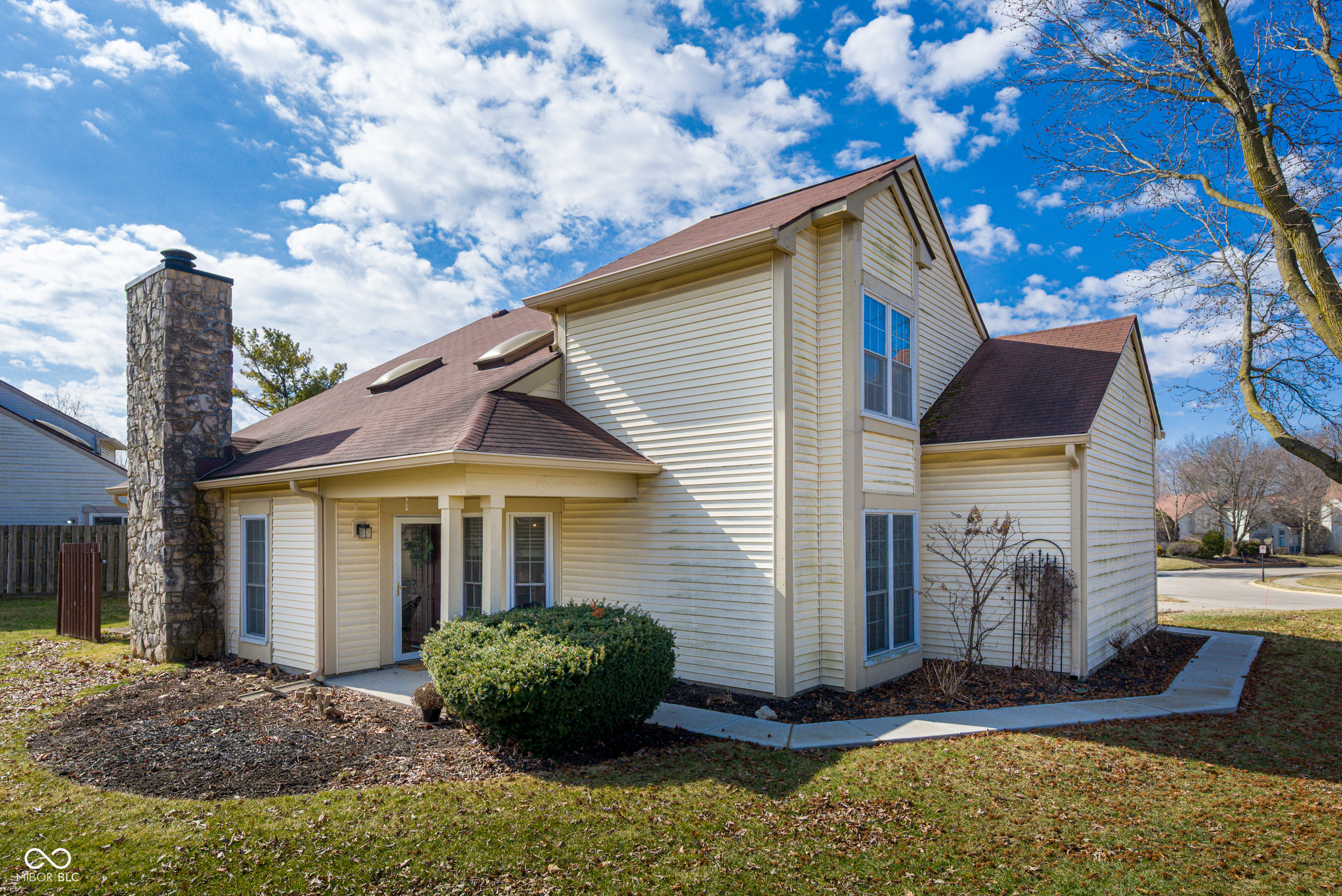 6348 Bay Vista E Drive