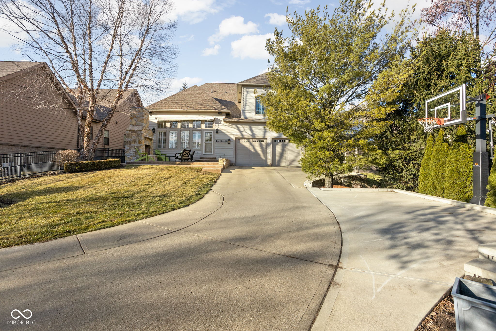 7665 Carriage House Way