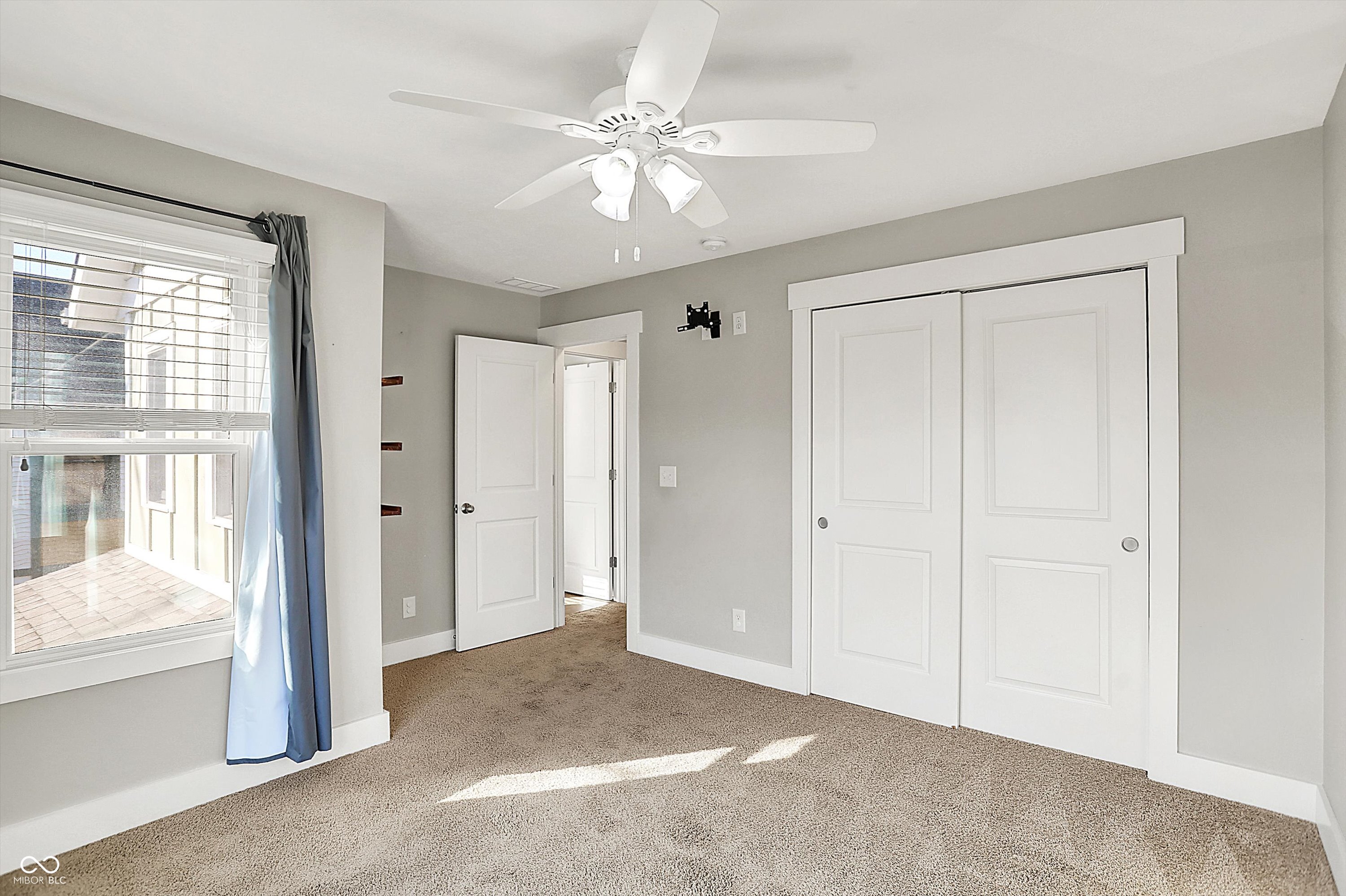 1422 Carrollton Avenue