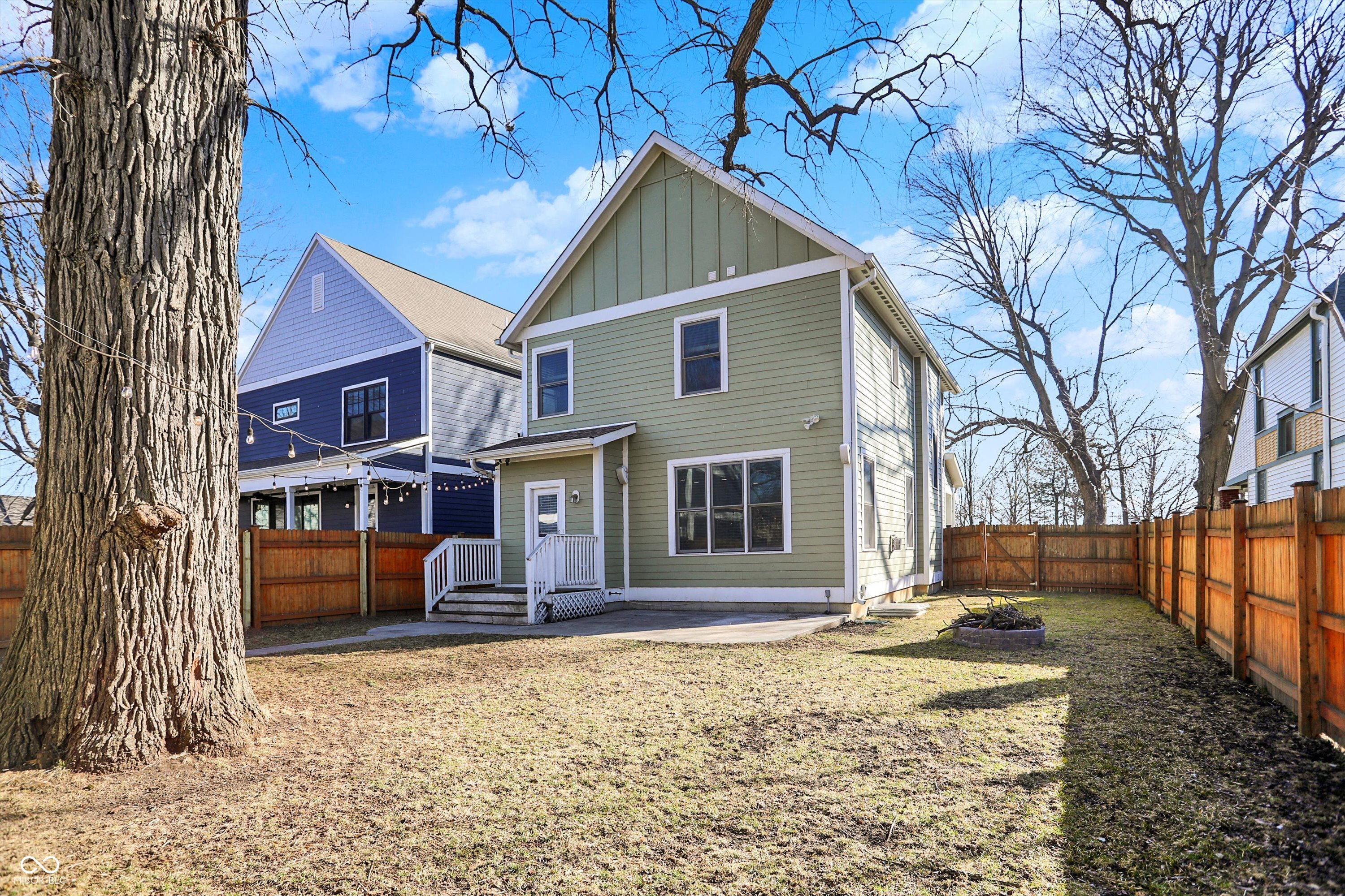 1422 Carrollton Avenue