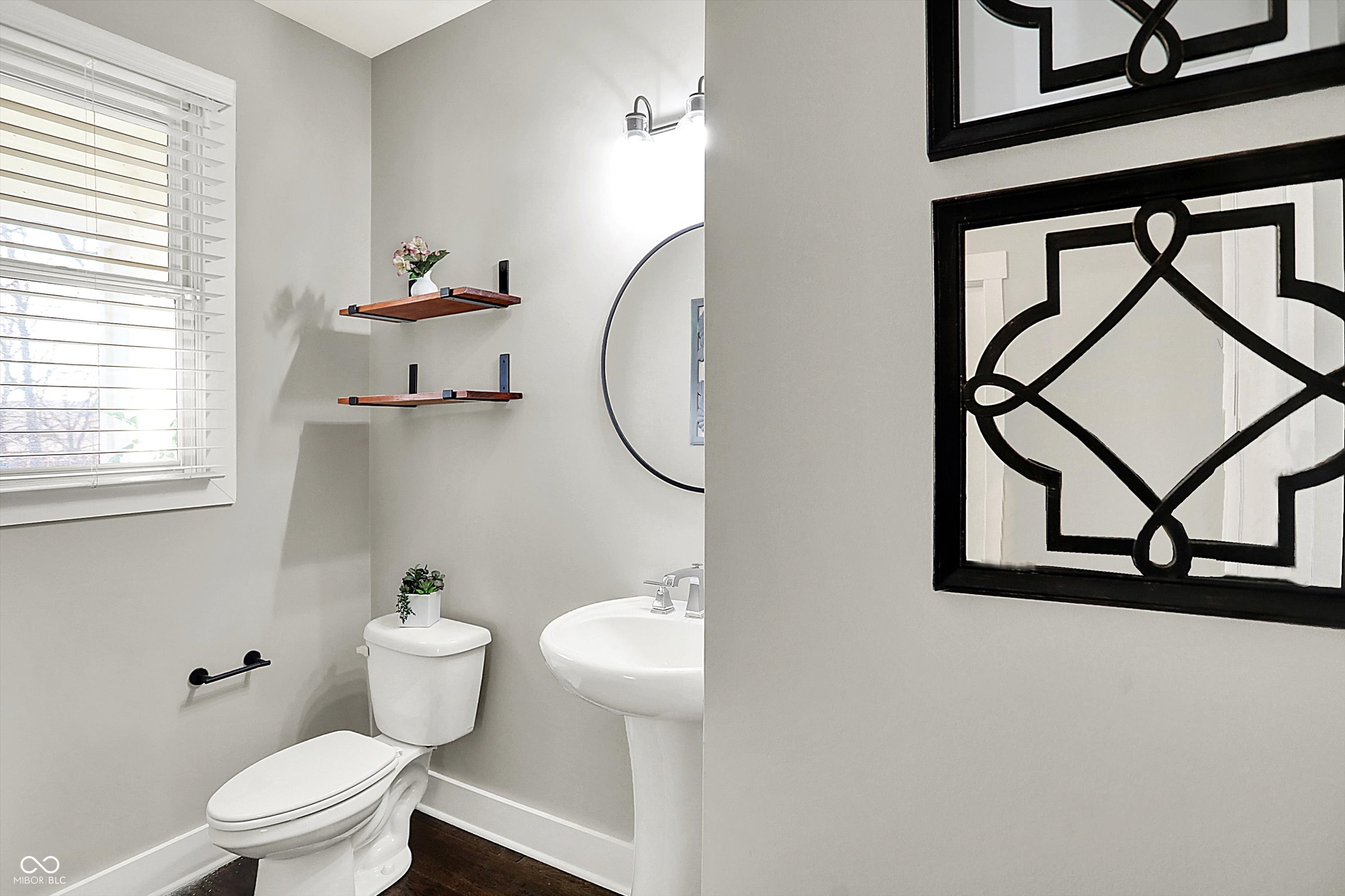 1422 Carrollton Avenue