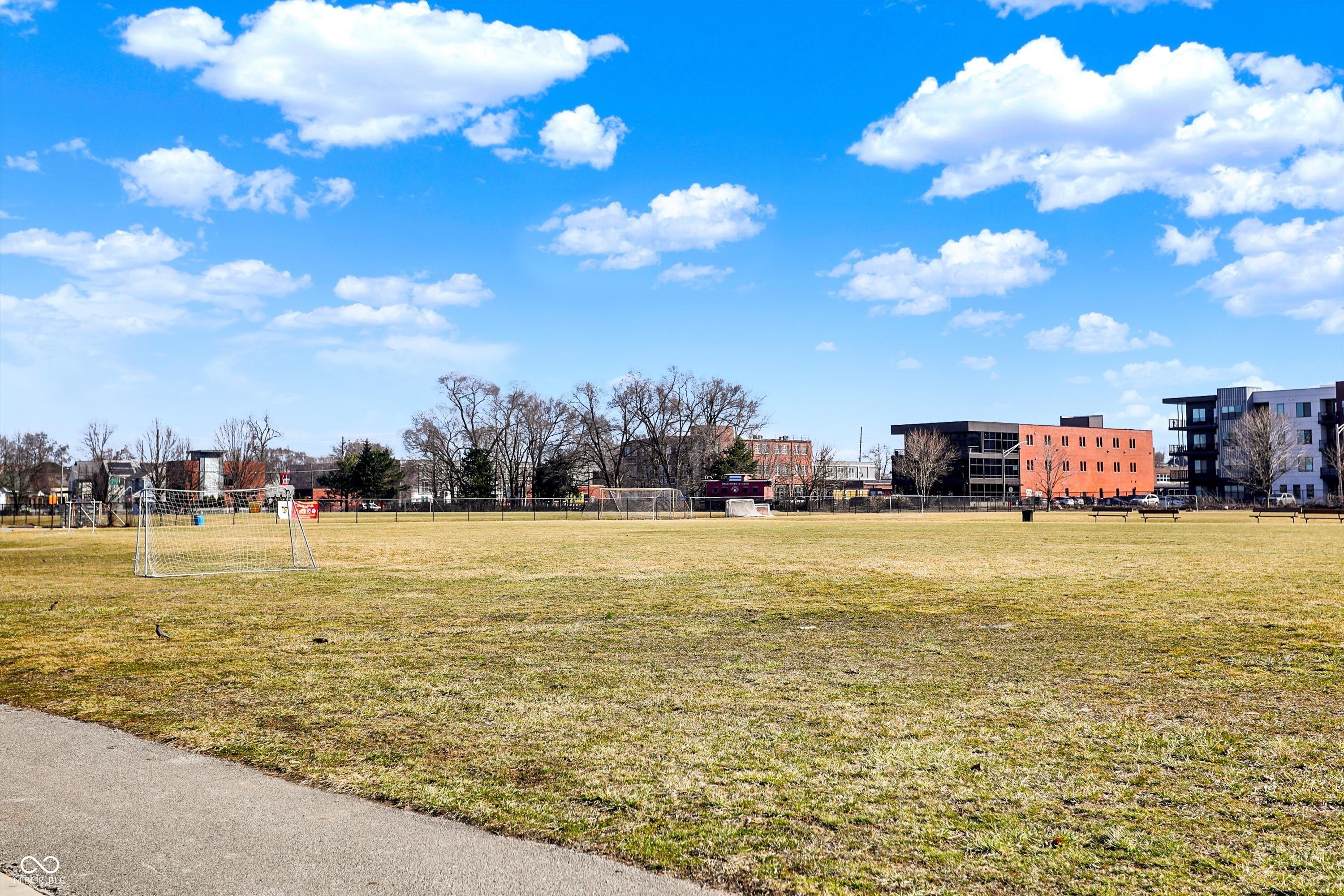 1422 Carrollton Avenue