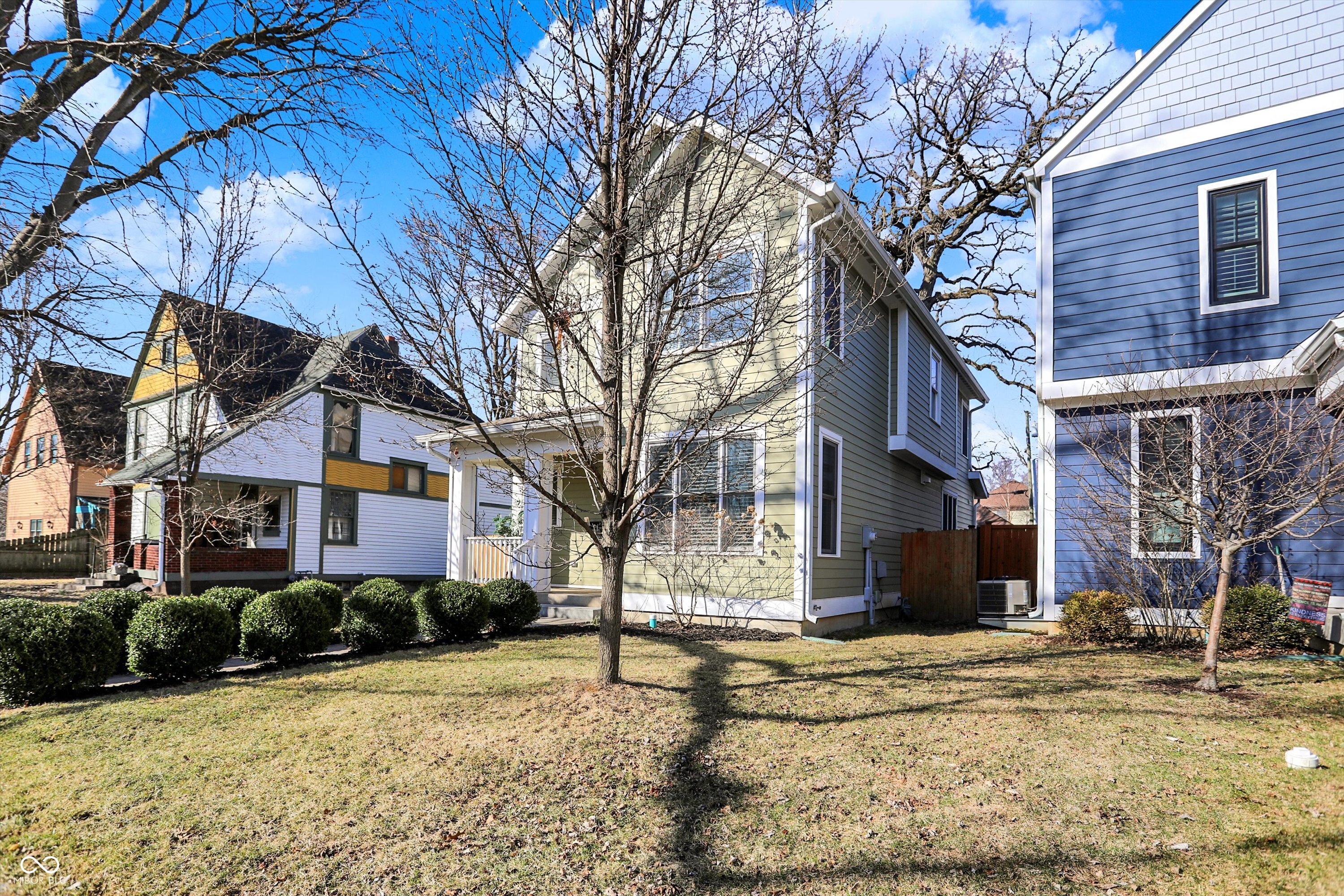 1422 Carrollton Avenue