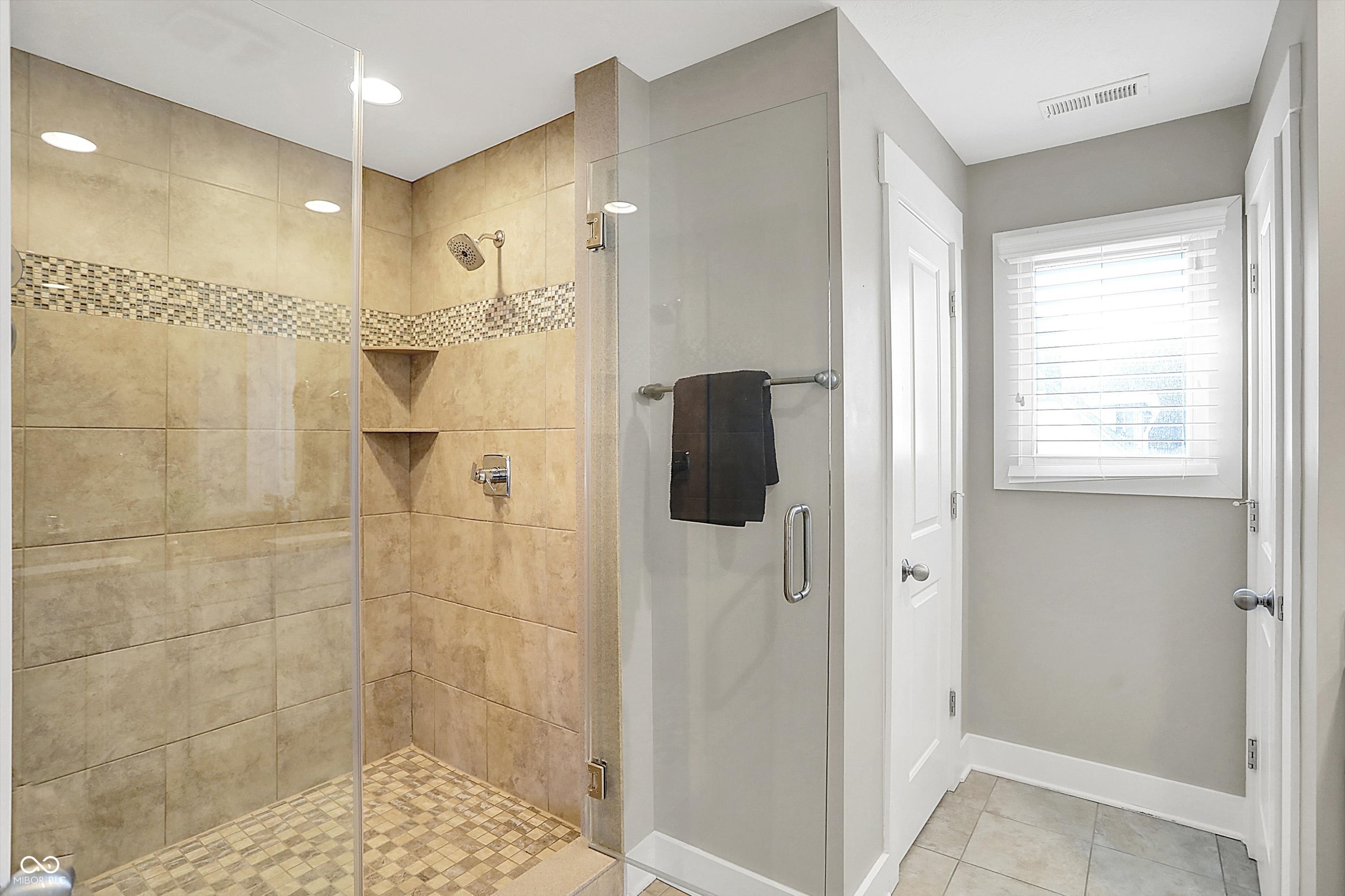 1422 Carrollton Avenue