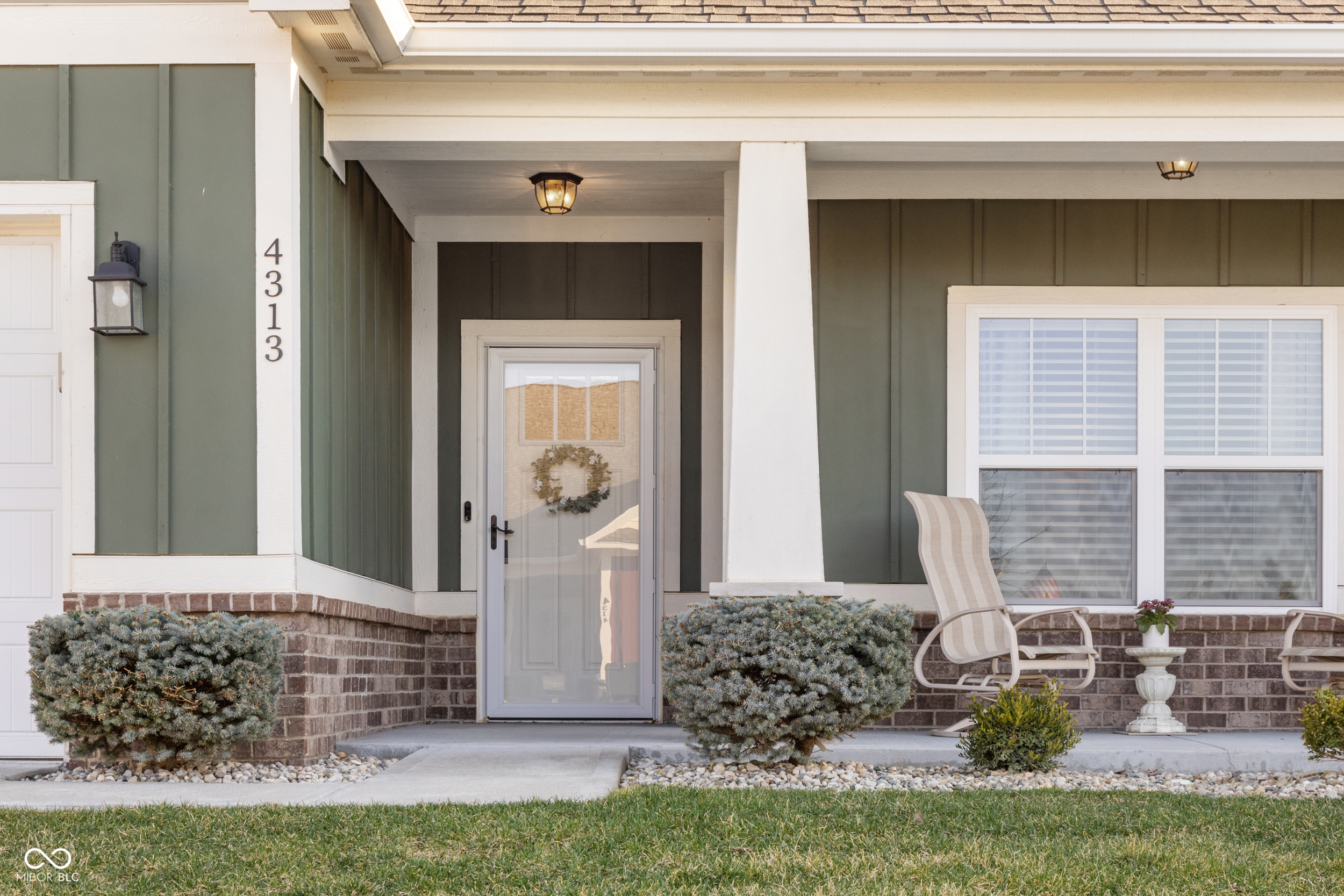 4313 W Hidden Preserve Cove