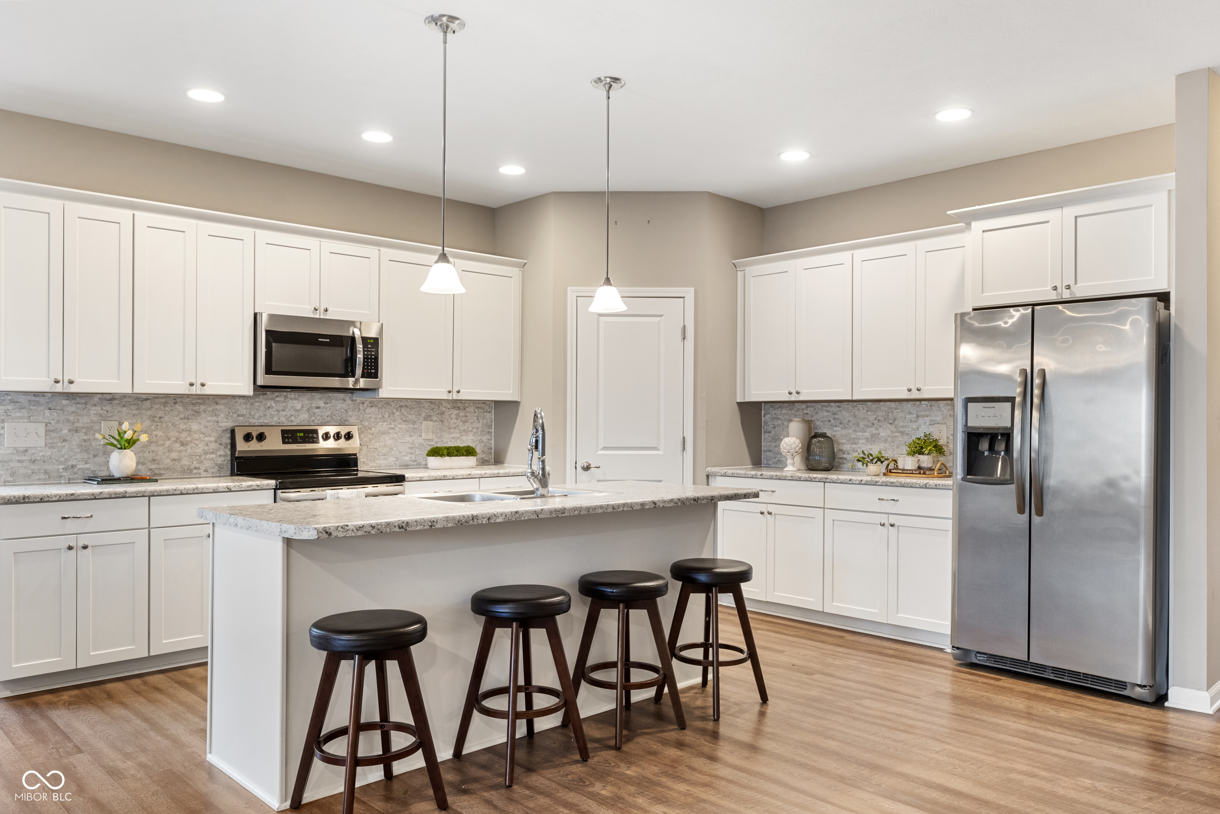 4313 W Hidden Preserve Cove