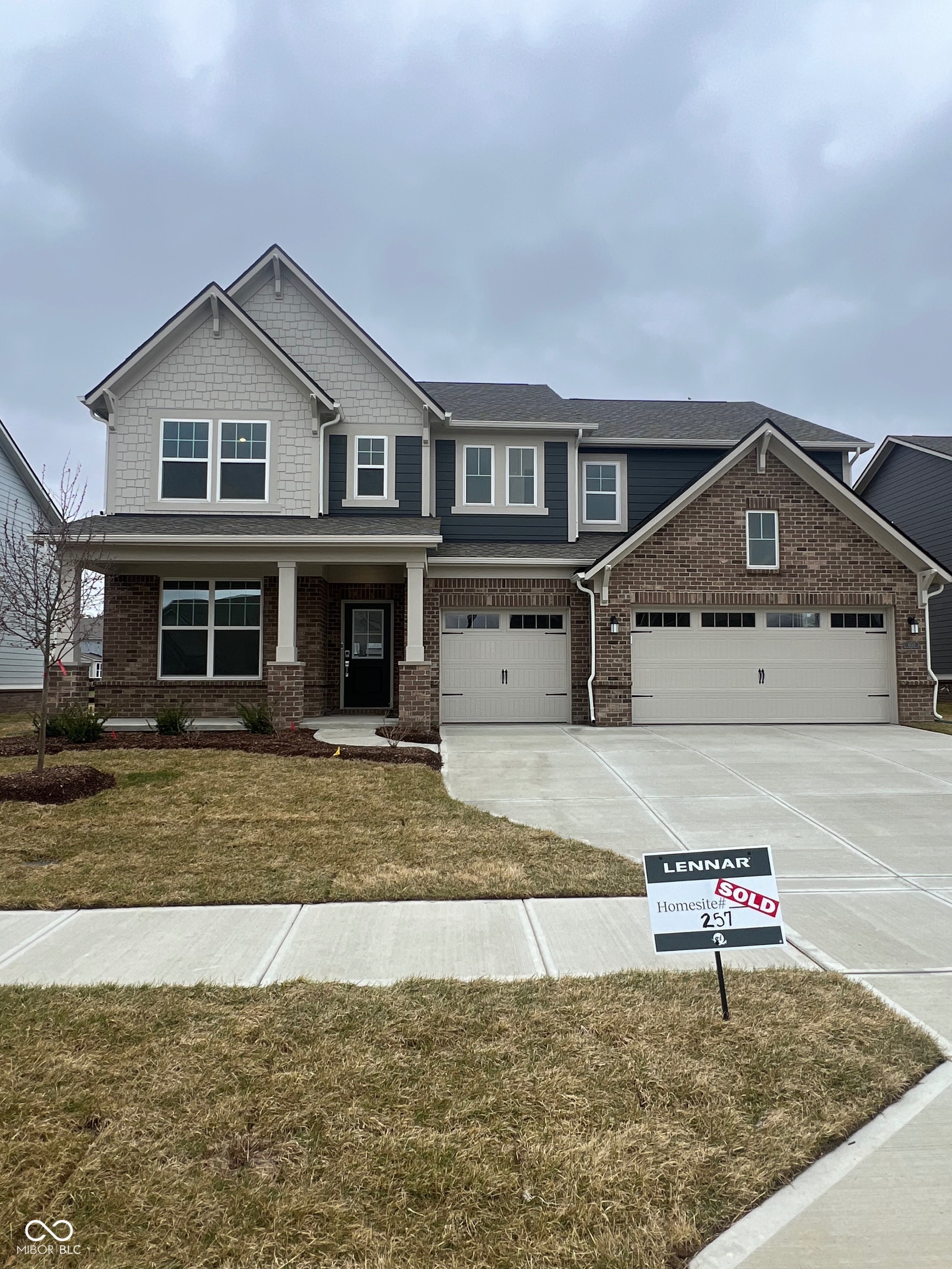 600 Waterford Lane
