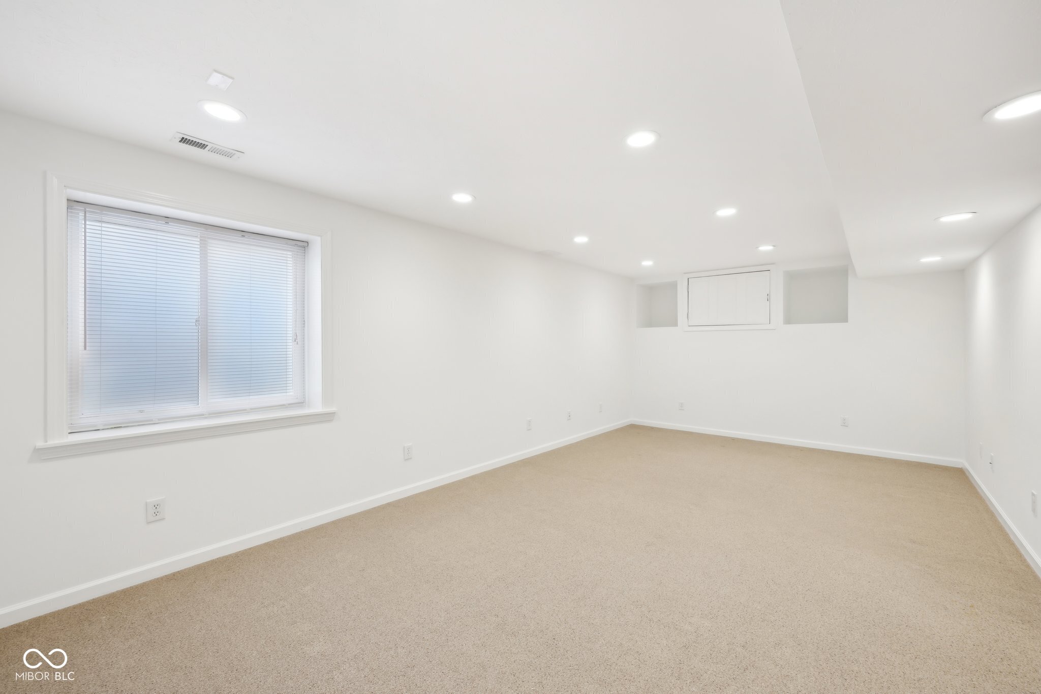 764 Bloor Woods Court