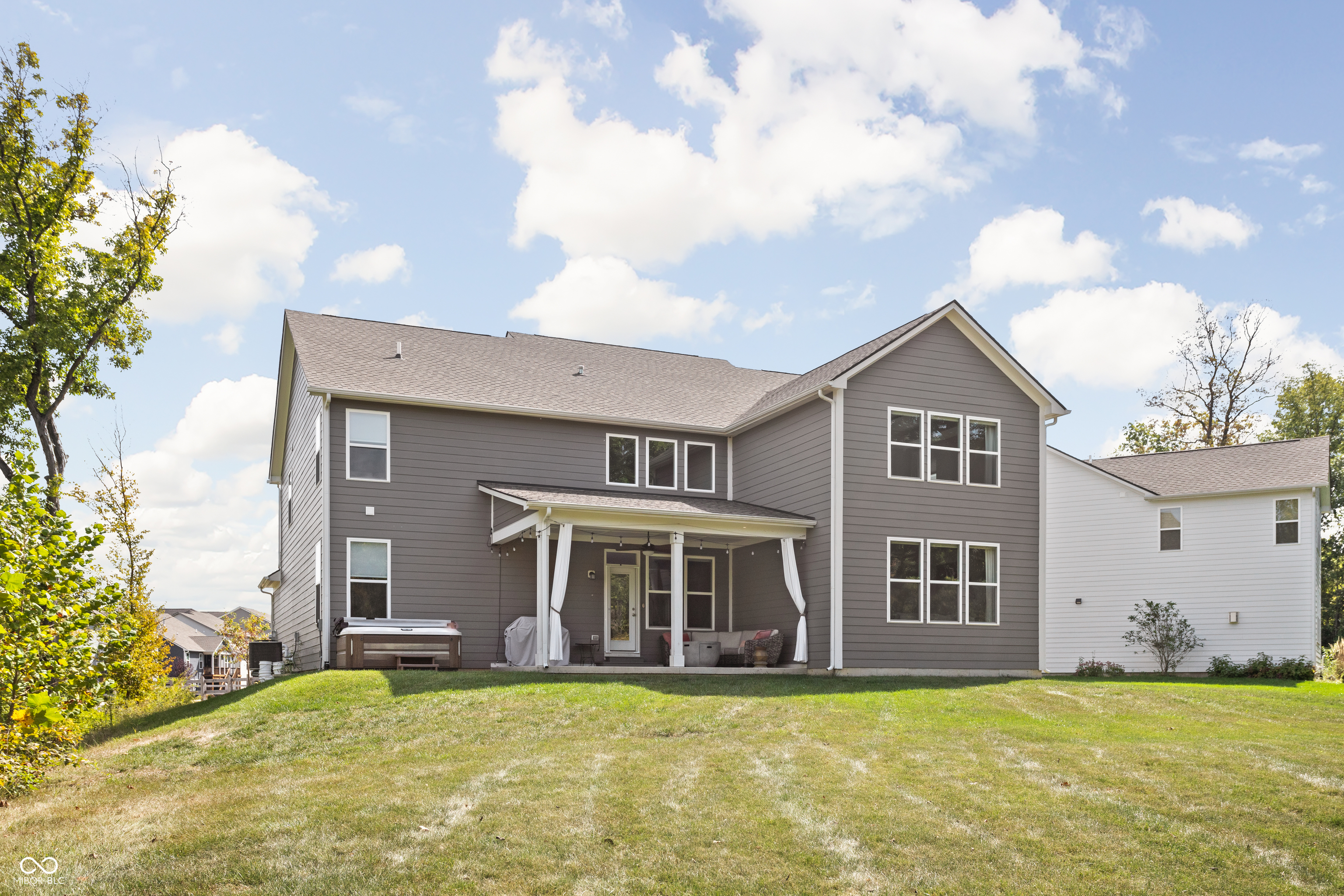 10262 Rieslaner Circle
