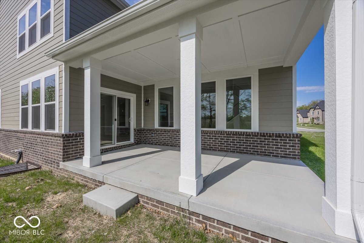 9457 Dogwood Drive