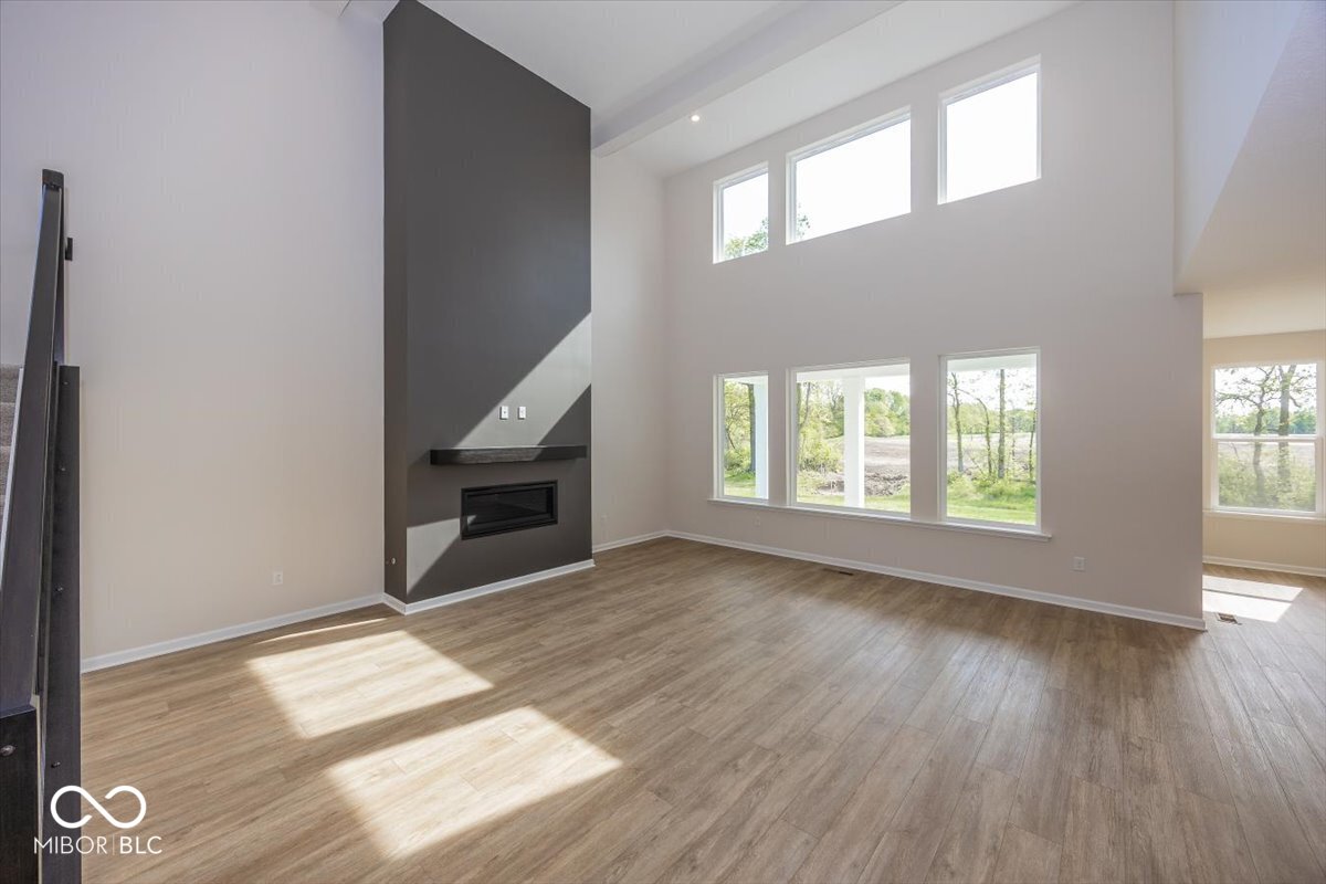 9457 Dogwood Drive