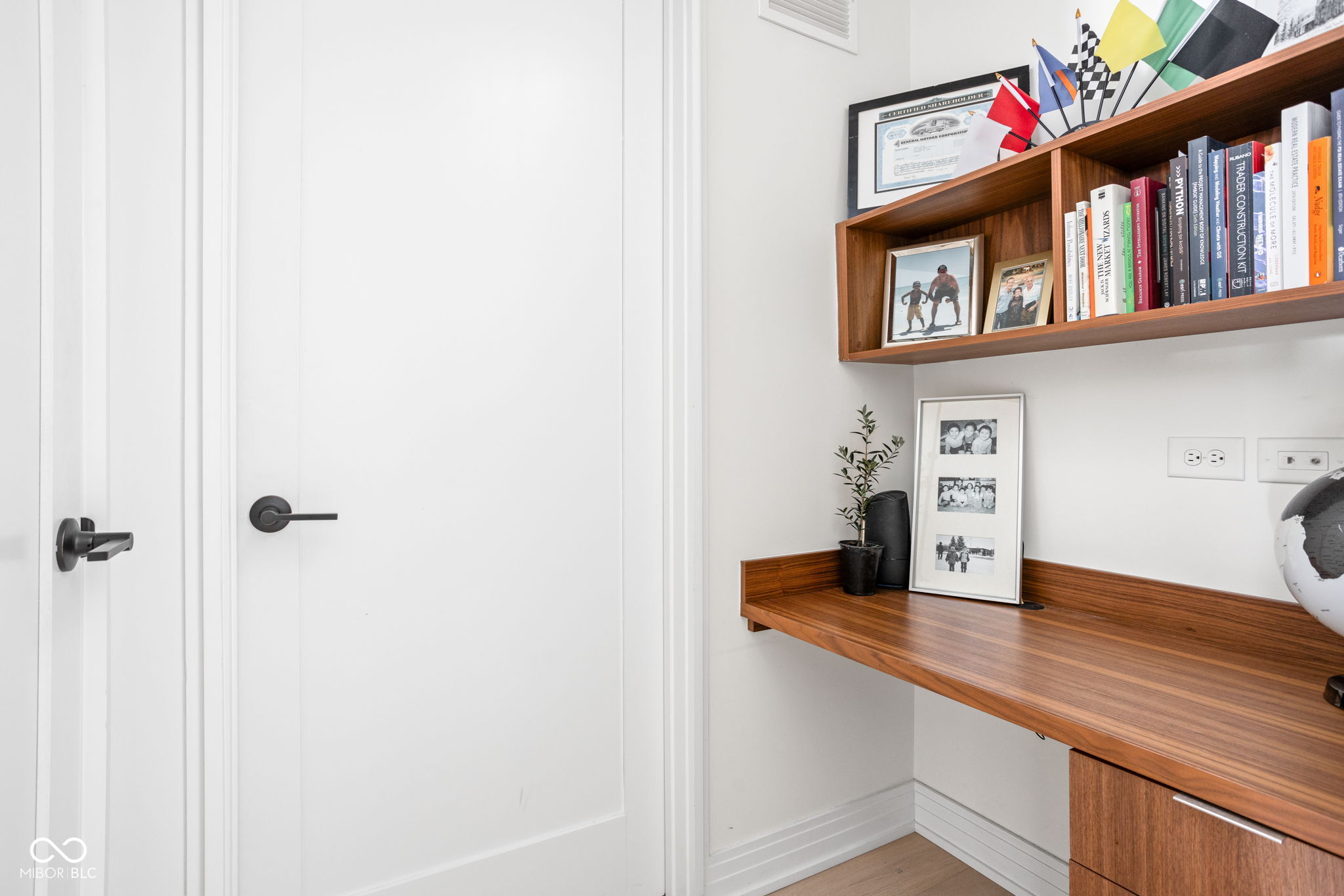 877 N East Street: UNIT 201A